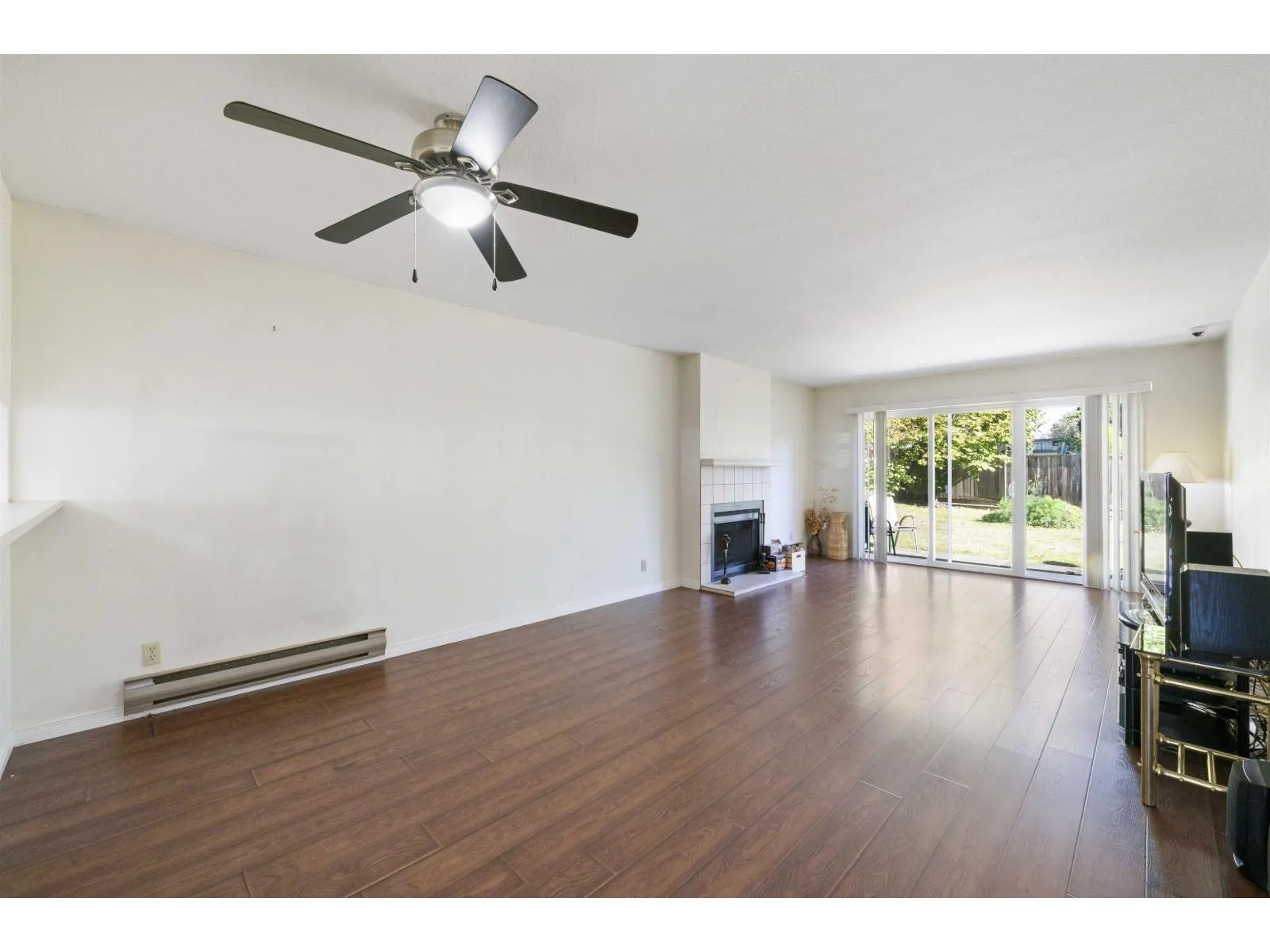 133 12233 92 AVENUE