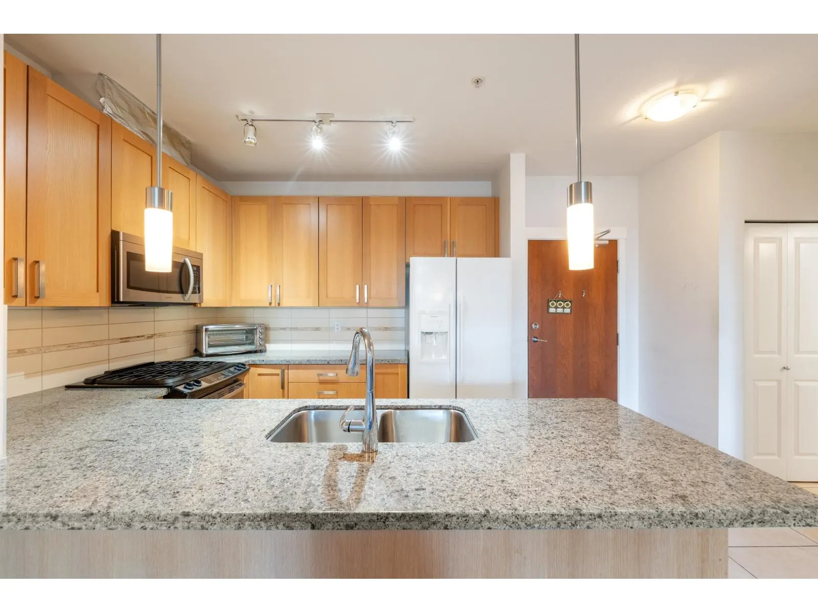 311 15918 26 AVENUE