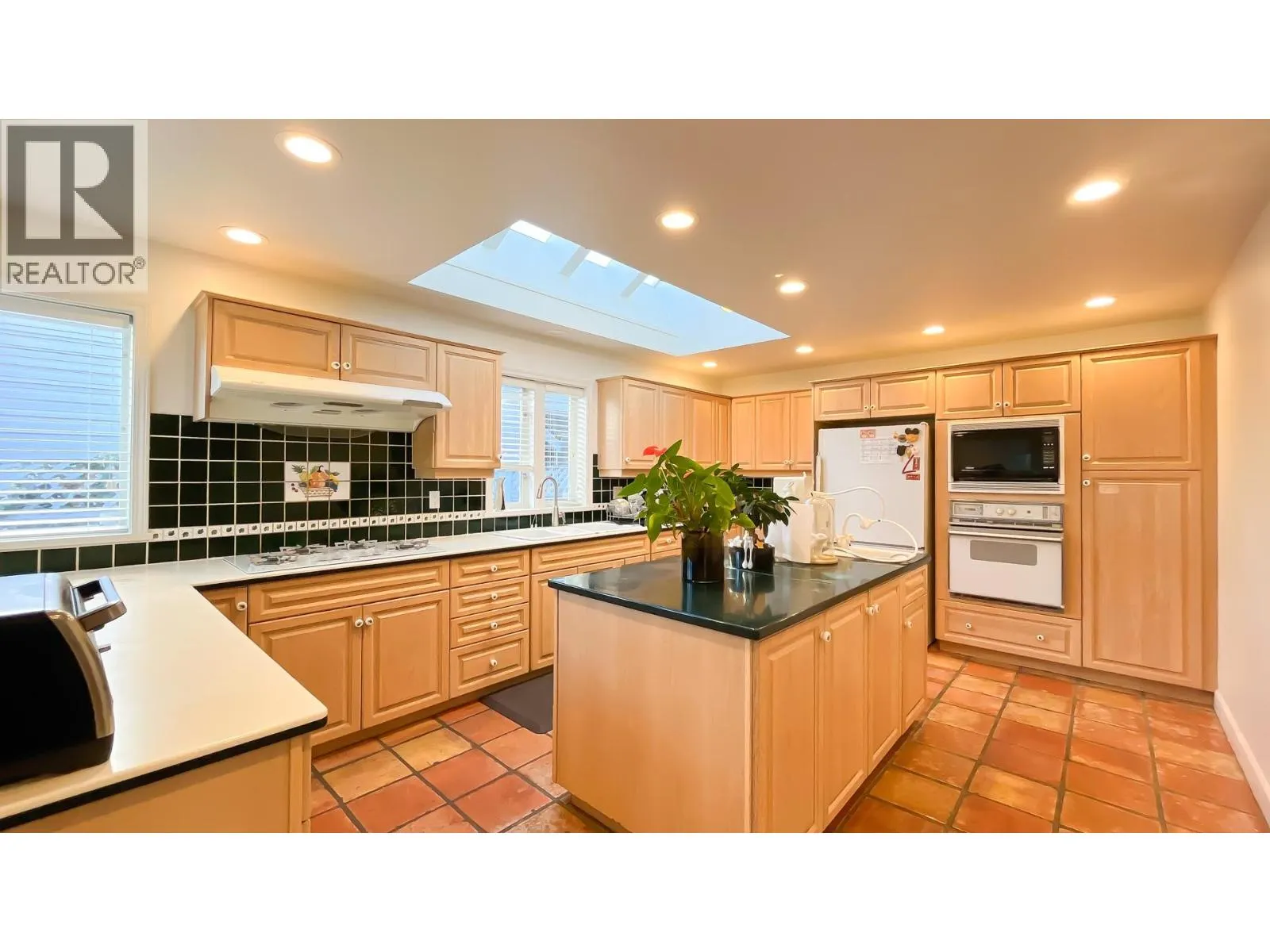 5605 DEWDNEY COURT