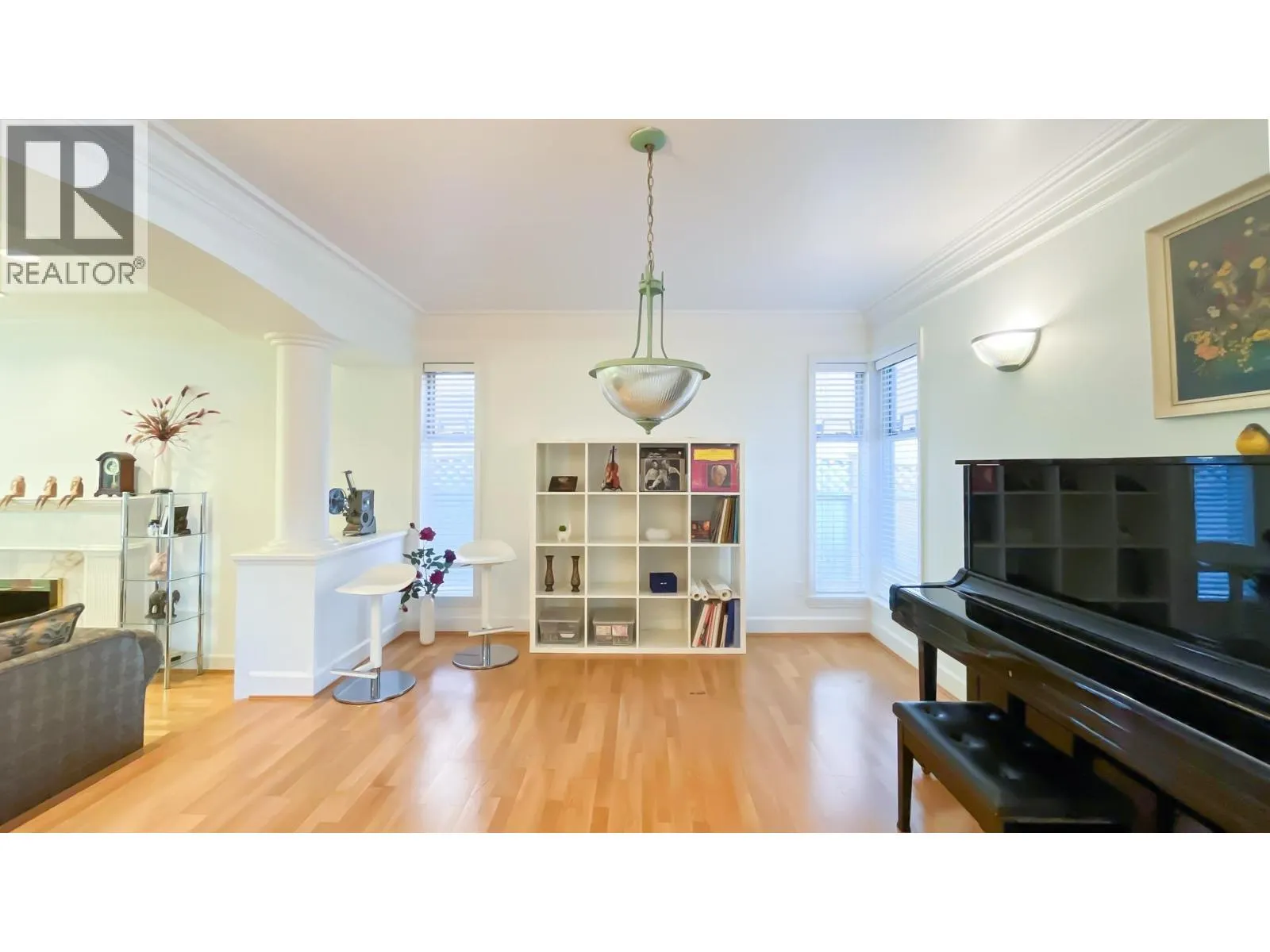 5605 DEWDNEY COURT