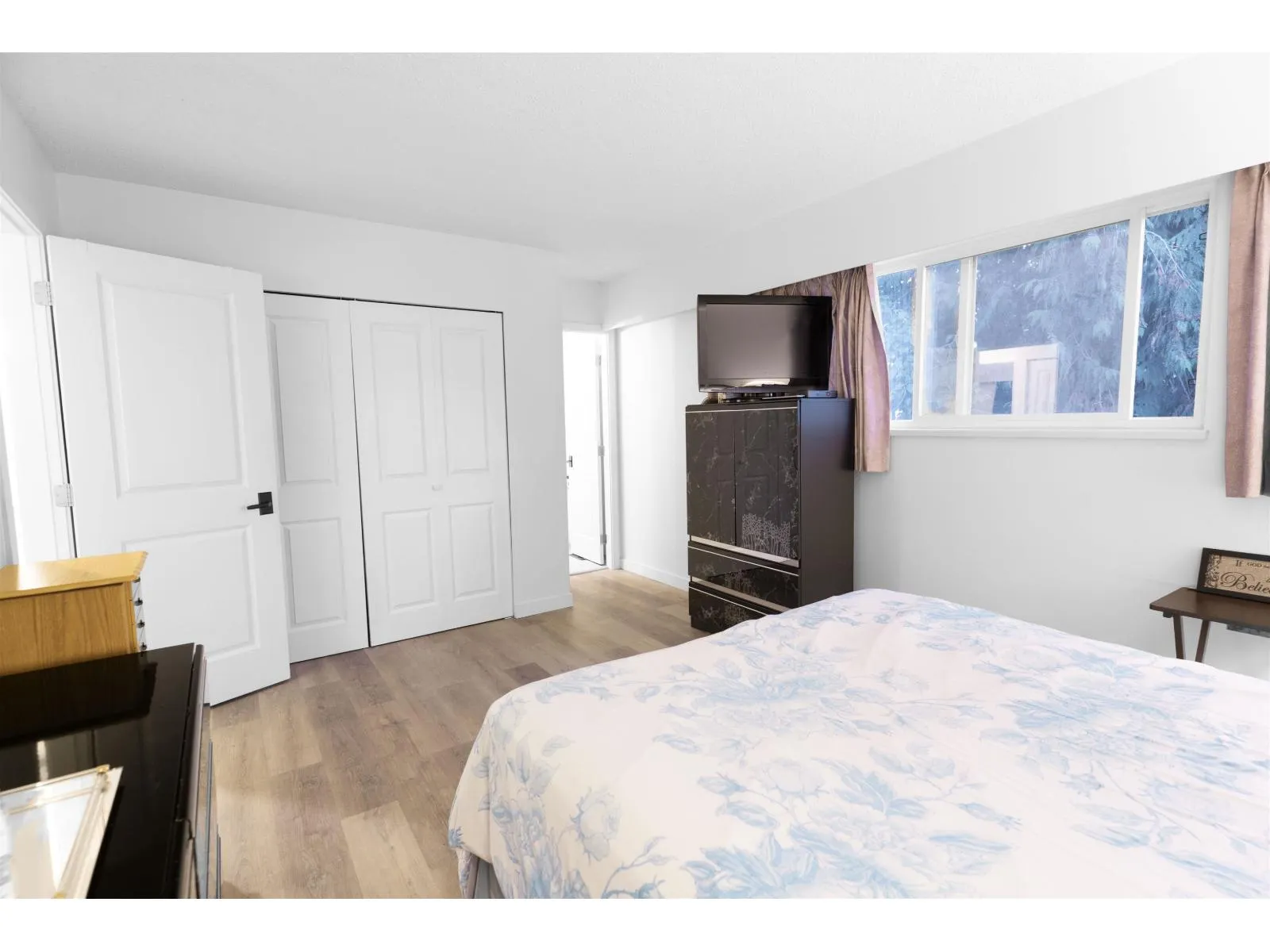 13318 SUTTON PLACE
