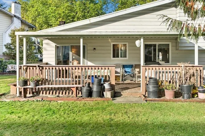 13318 SUTTON PLACE