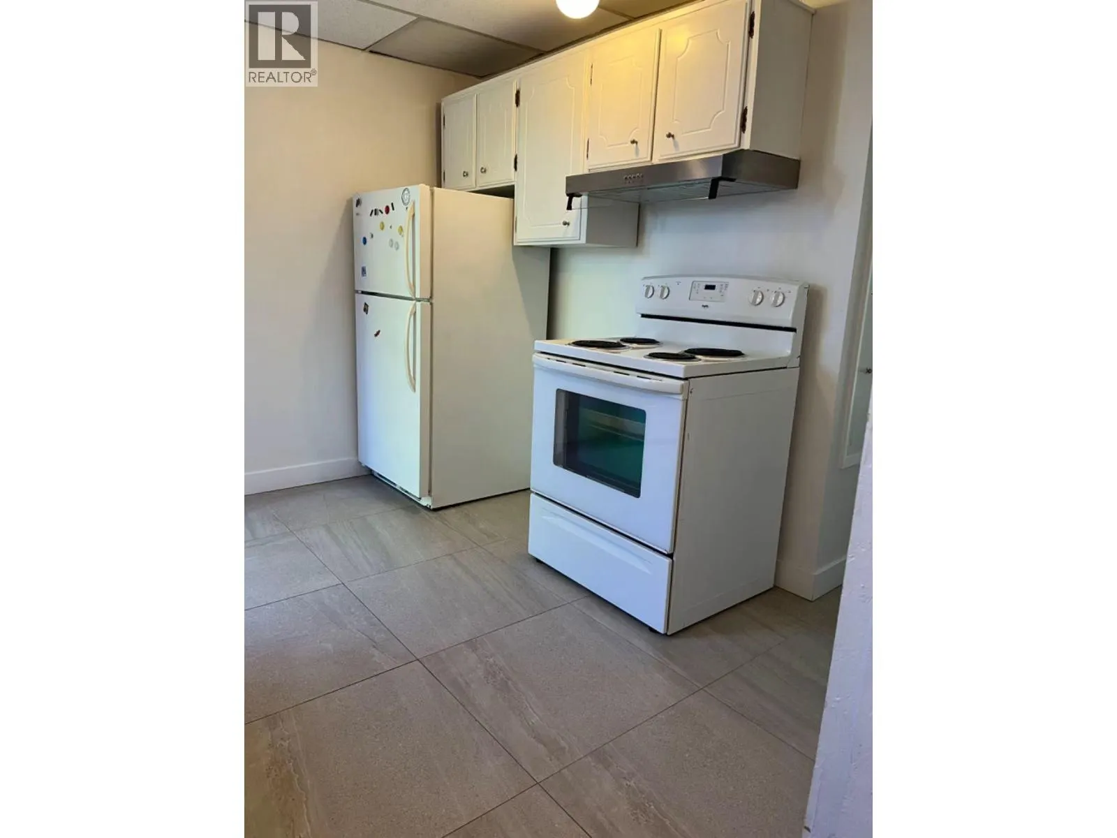 610 KENSINGTON AVENUE