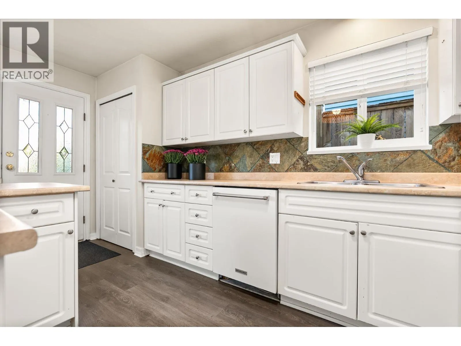 346 W 14TH STREET