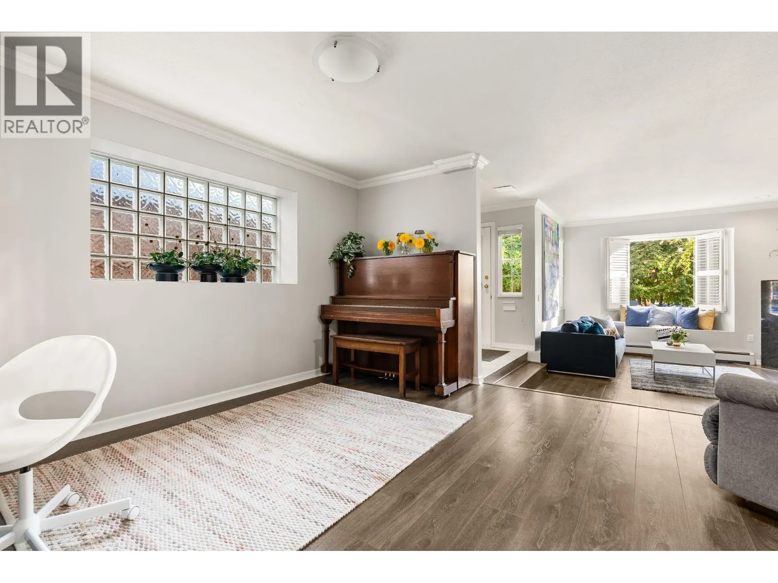 346 W 14TH STREET