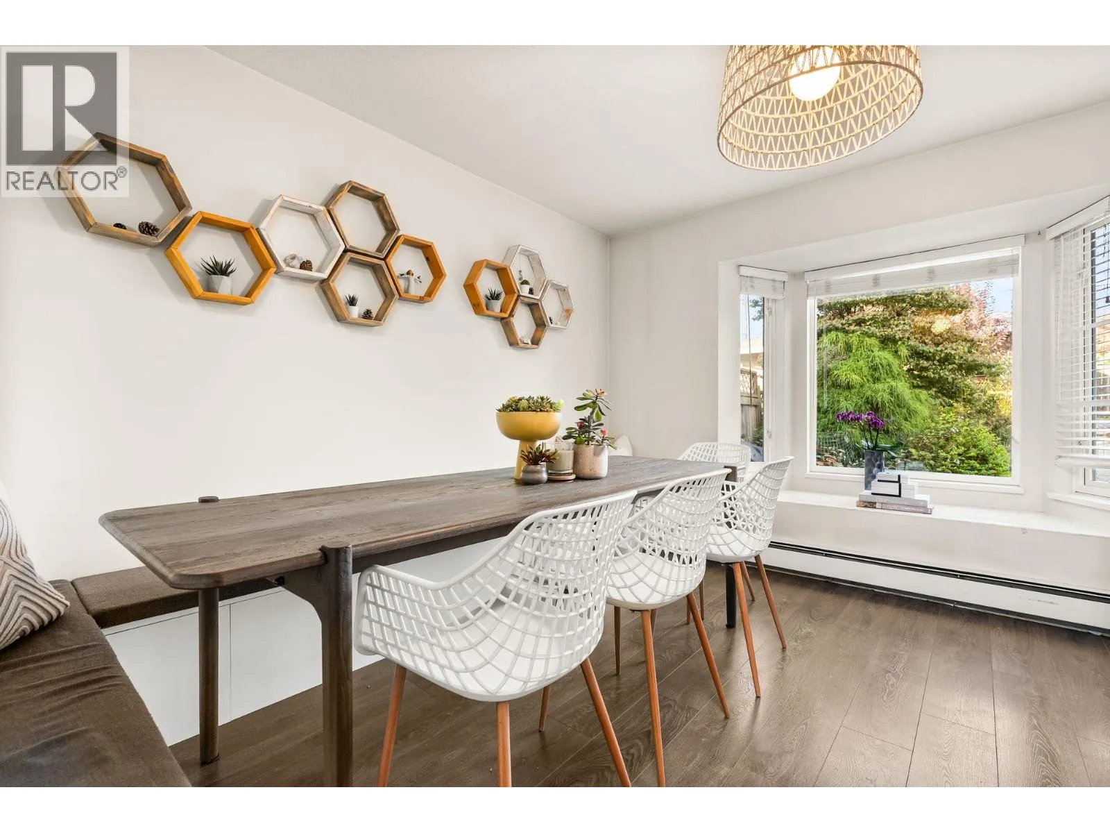346 W 14TH STREET