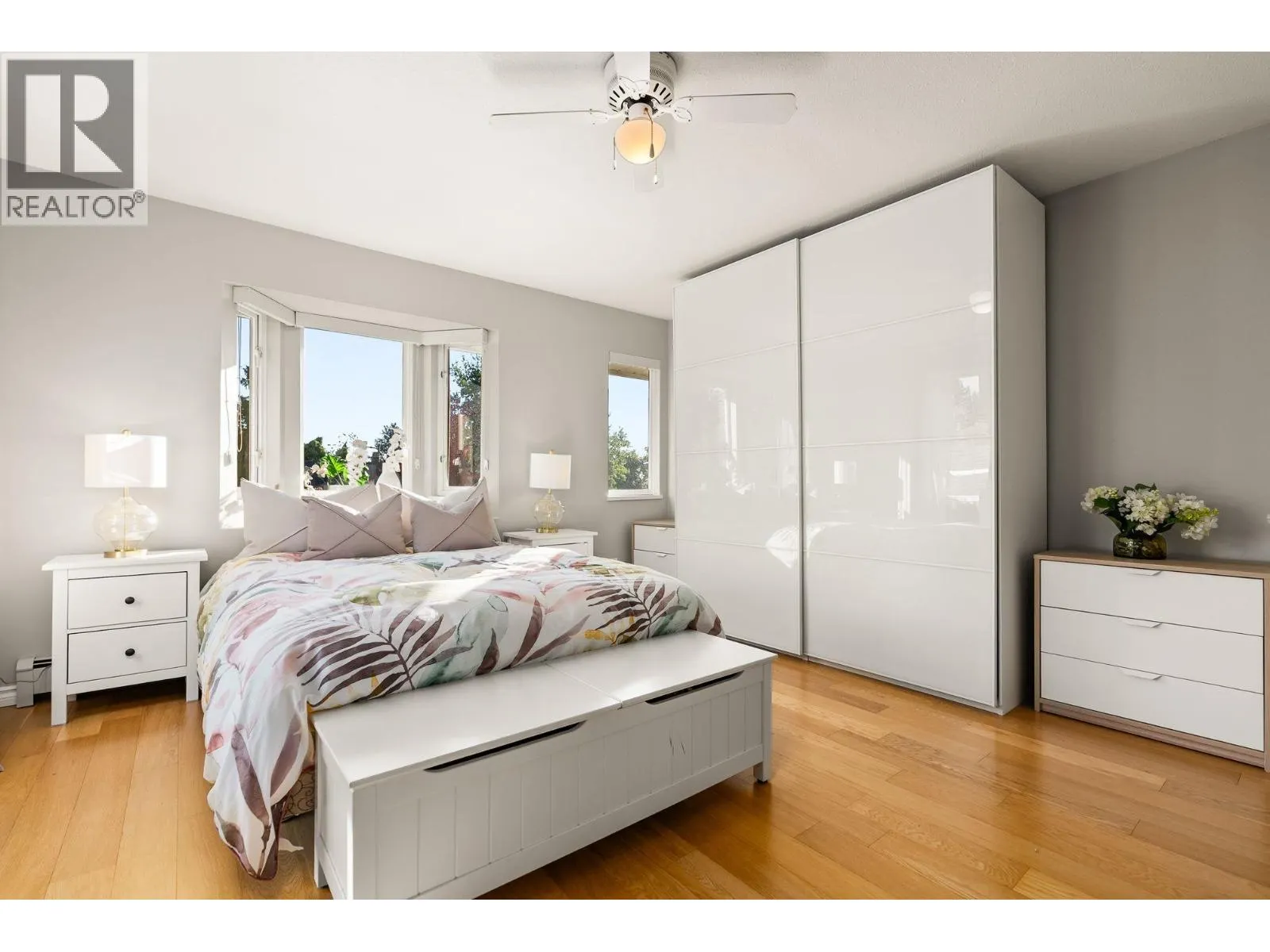 346 W 14TH STREET