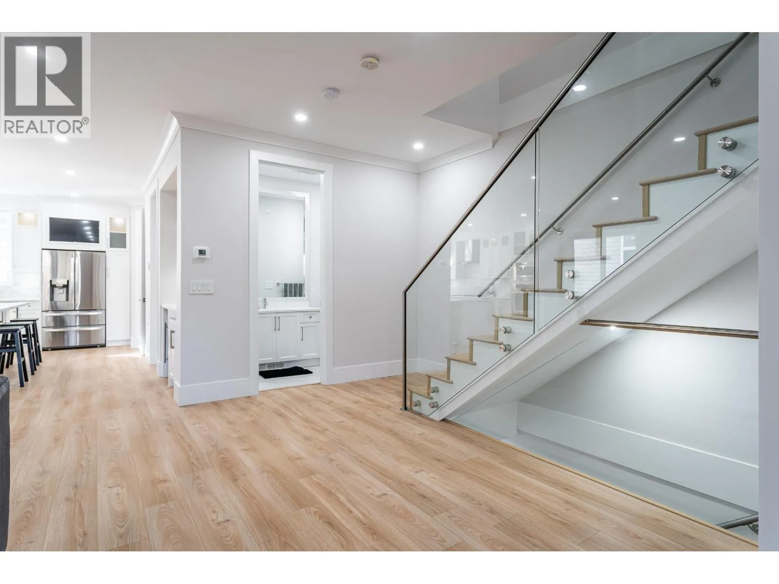3409 VICTORIA DRIVE