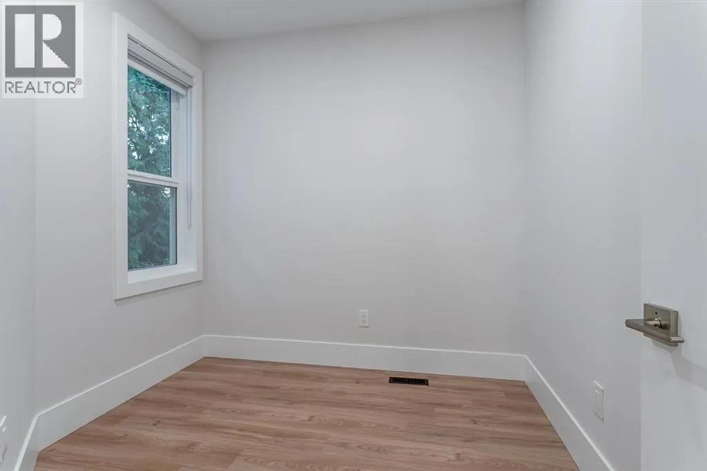 3409 VICTORIA DRIVE