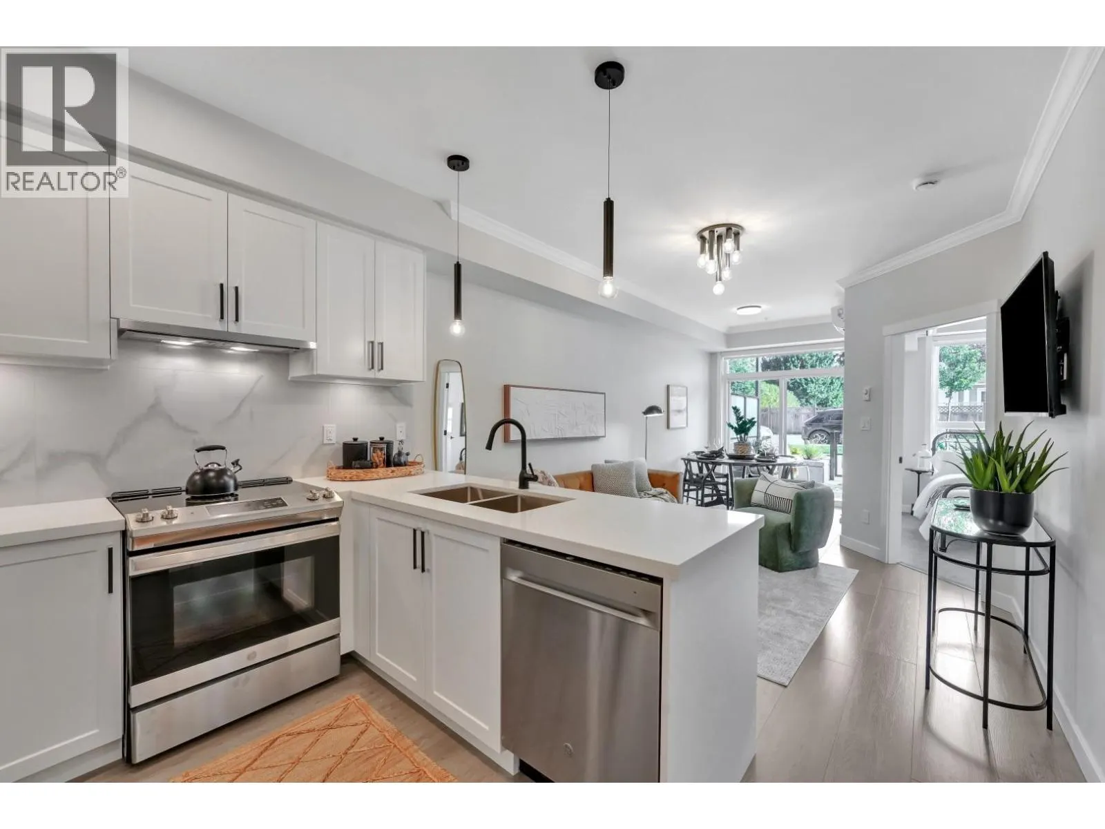 120 12143 223 STREET