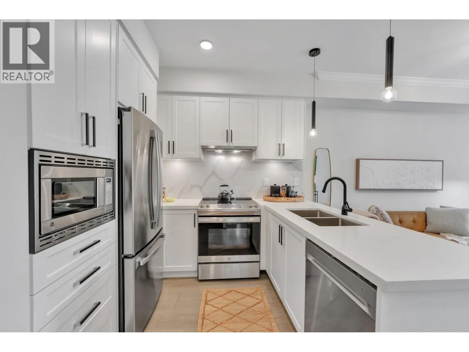 120 12143 223 STREET