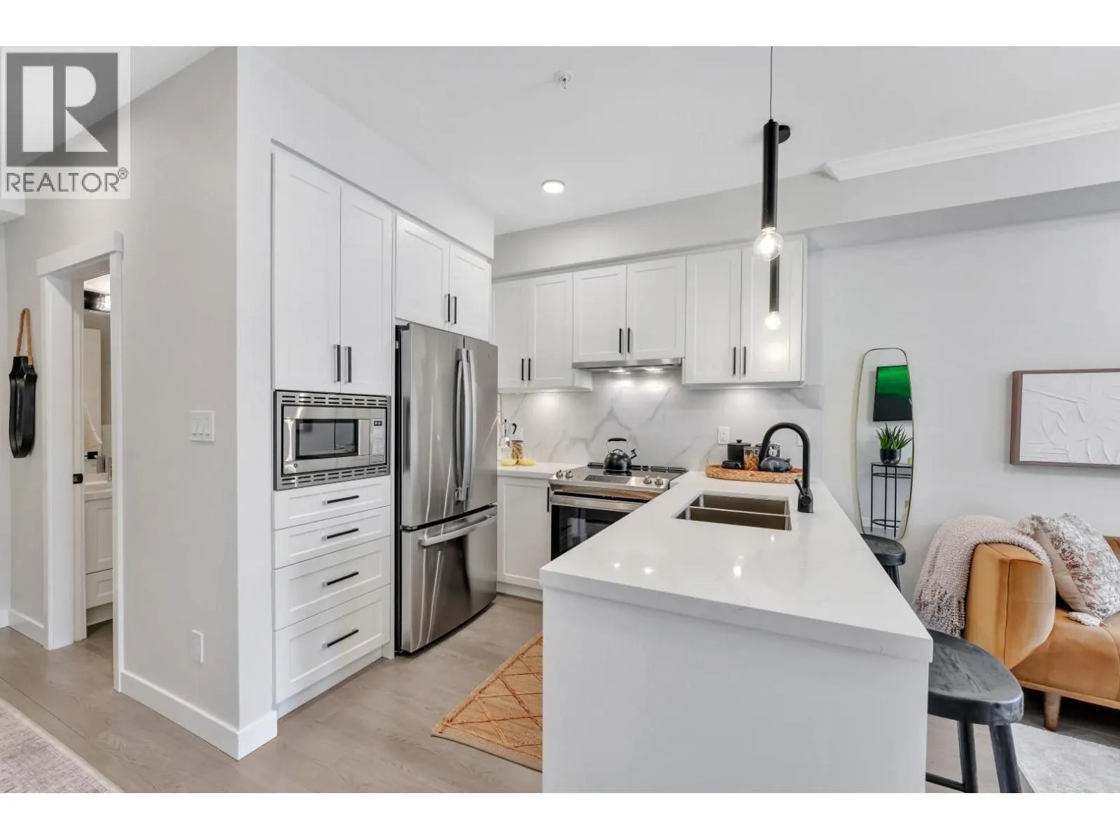 120 12143 223 STREET