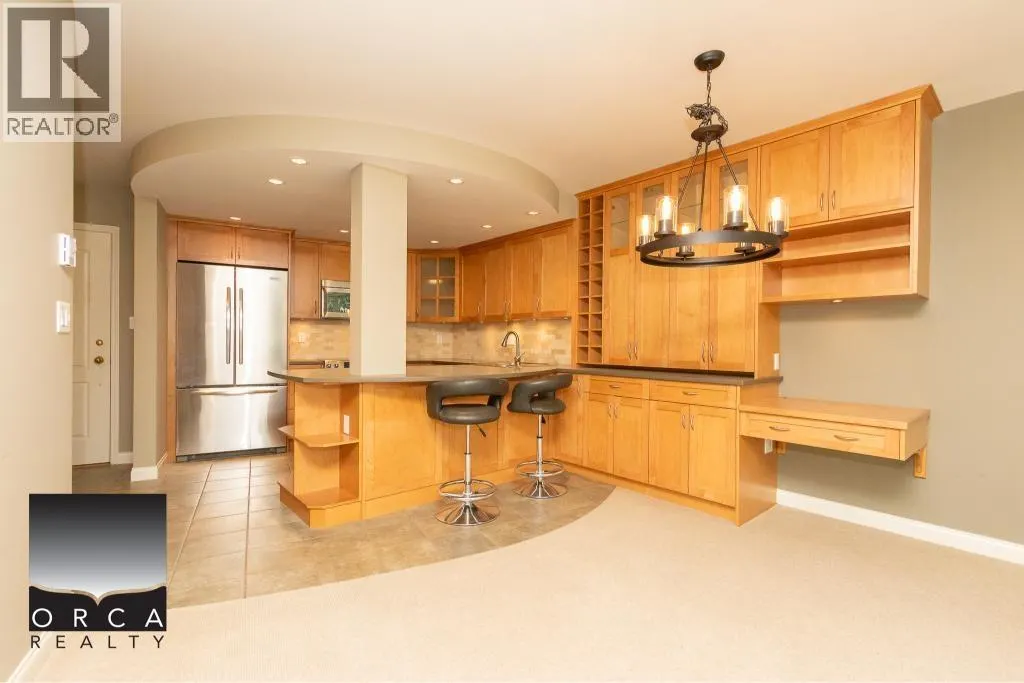 201 995 ROCHE POINT DRIVE