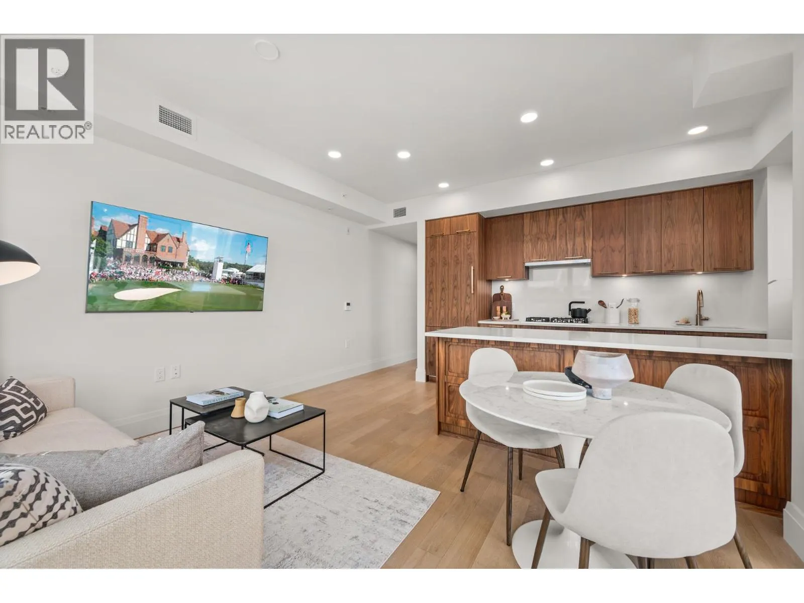 313 2550 GARDEN DRIVE