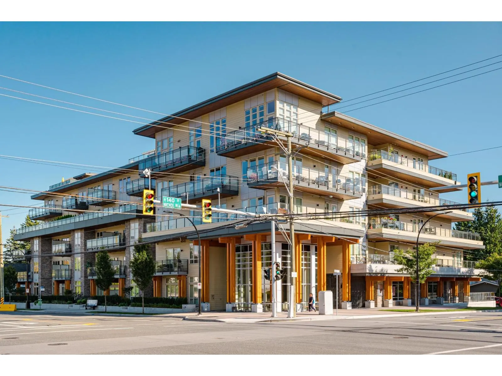 312 14022 NORTH BLUFF ROAD