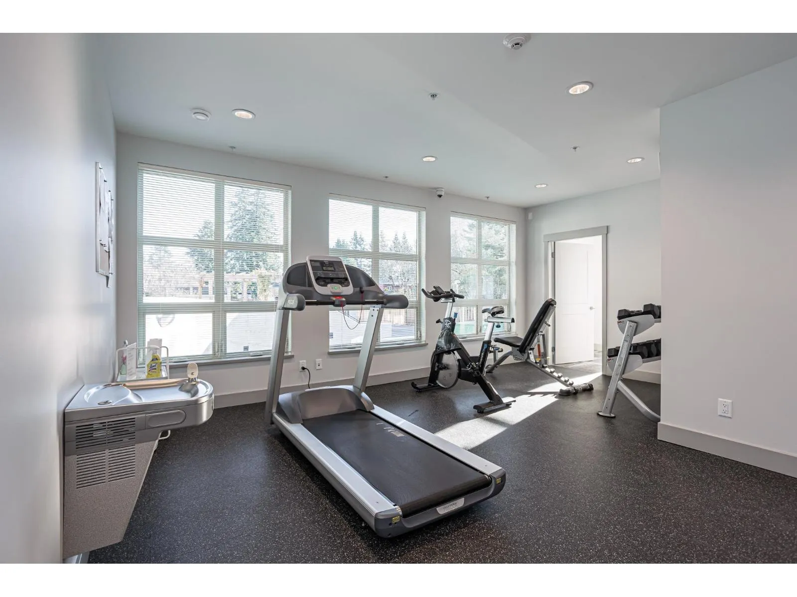 312 14022 NORTH BLUFF ROAD