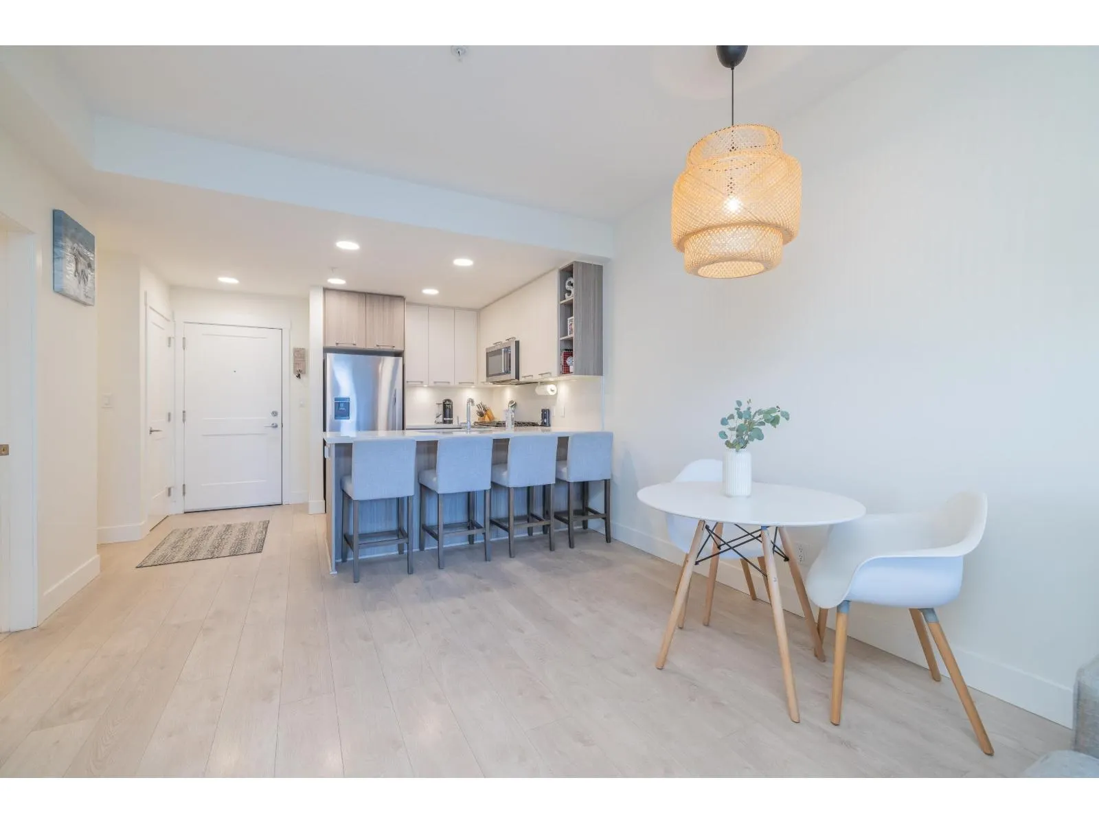 312 14022 NORTH BLUFF ROAD