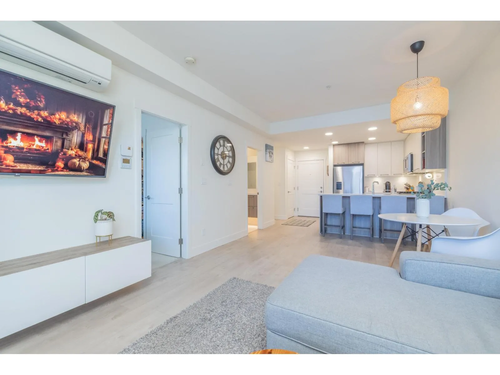 312 14022 NORTH BLUFF ROAD