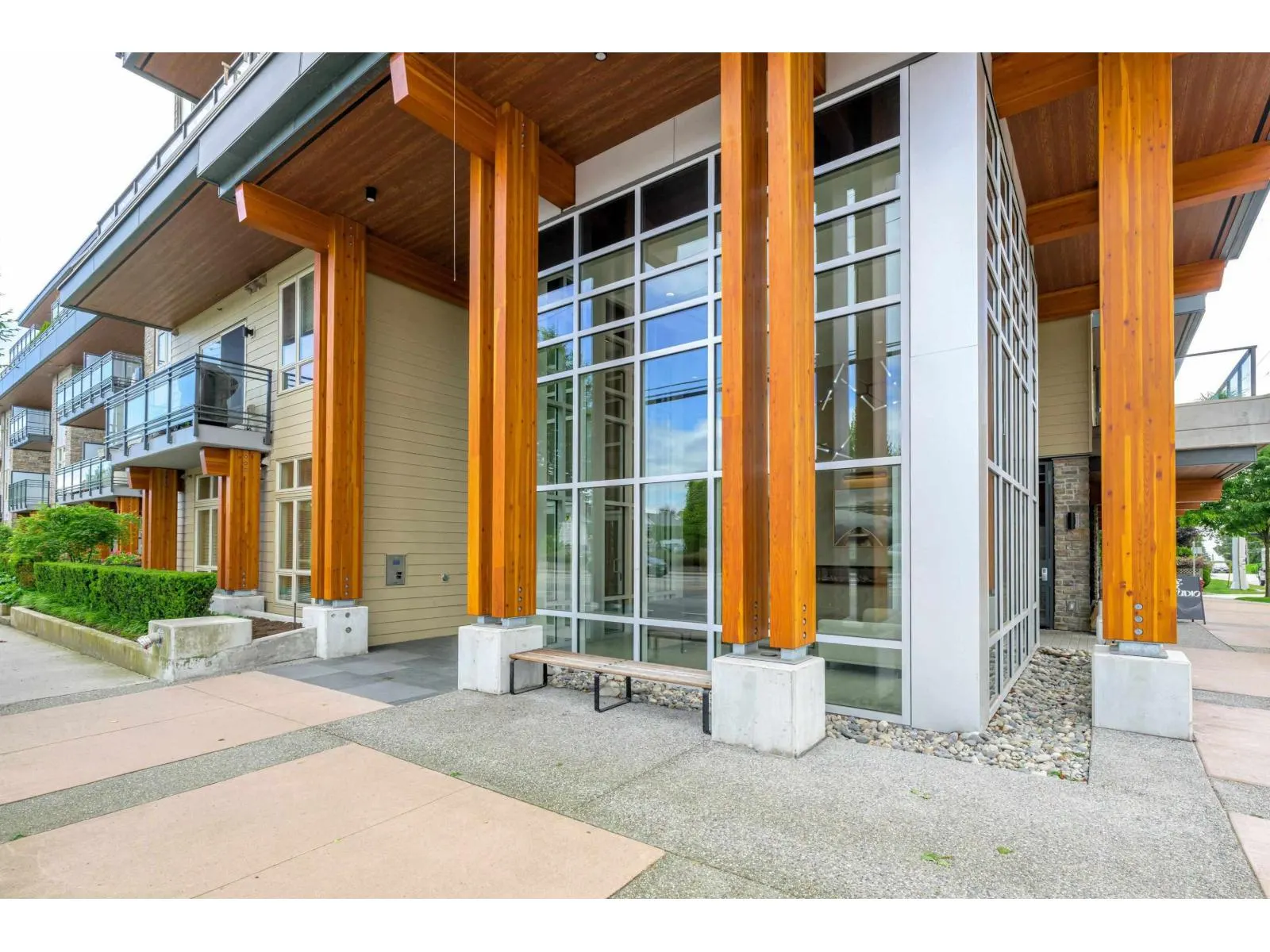 312 14022 NORTH BLUFF ROAD