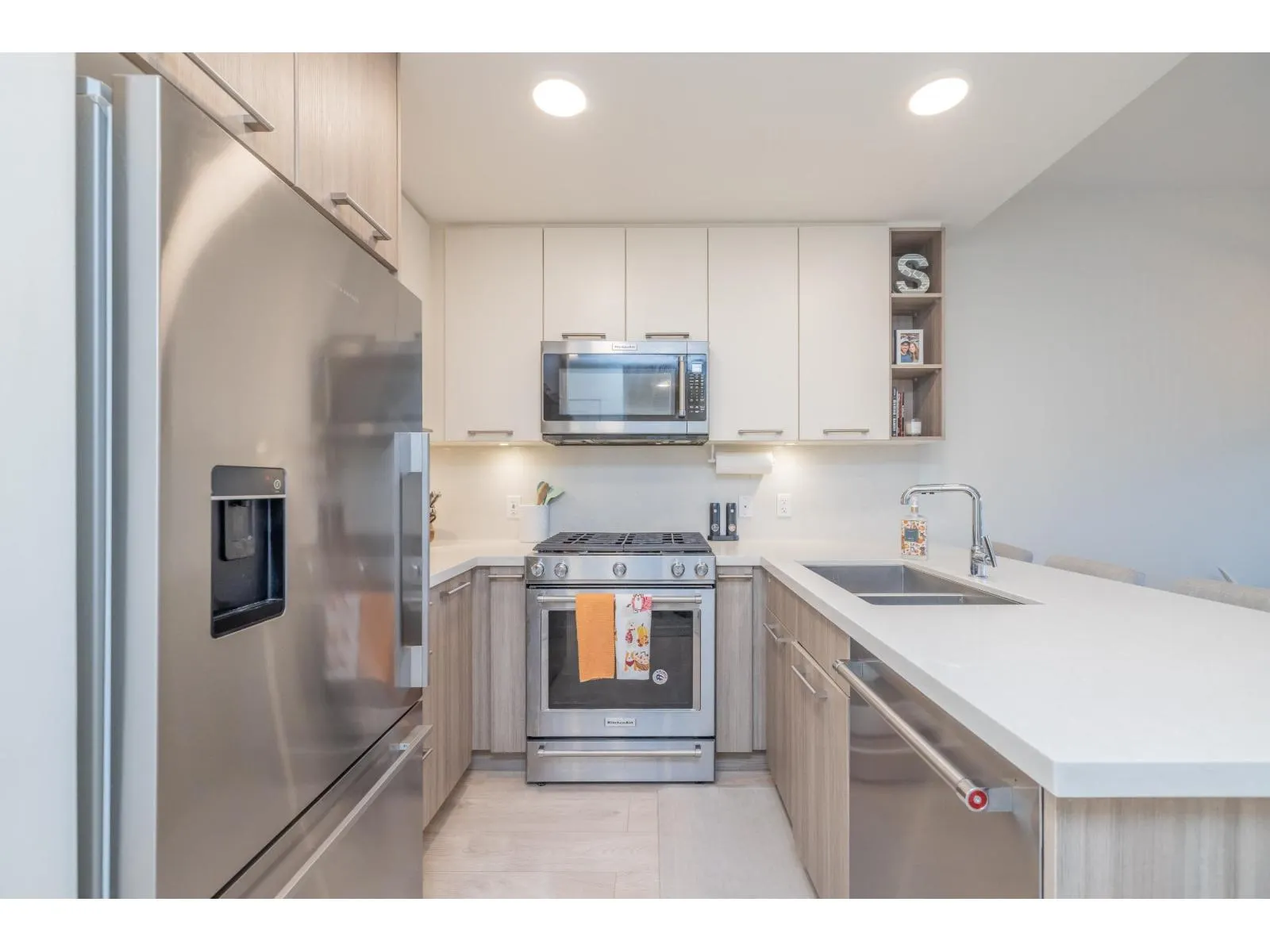 312 14022 NORTH BLUFF ROAD