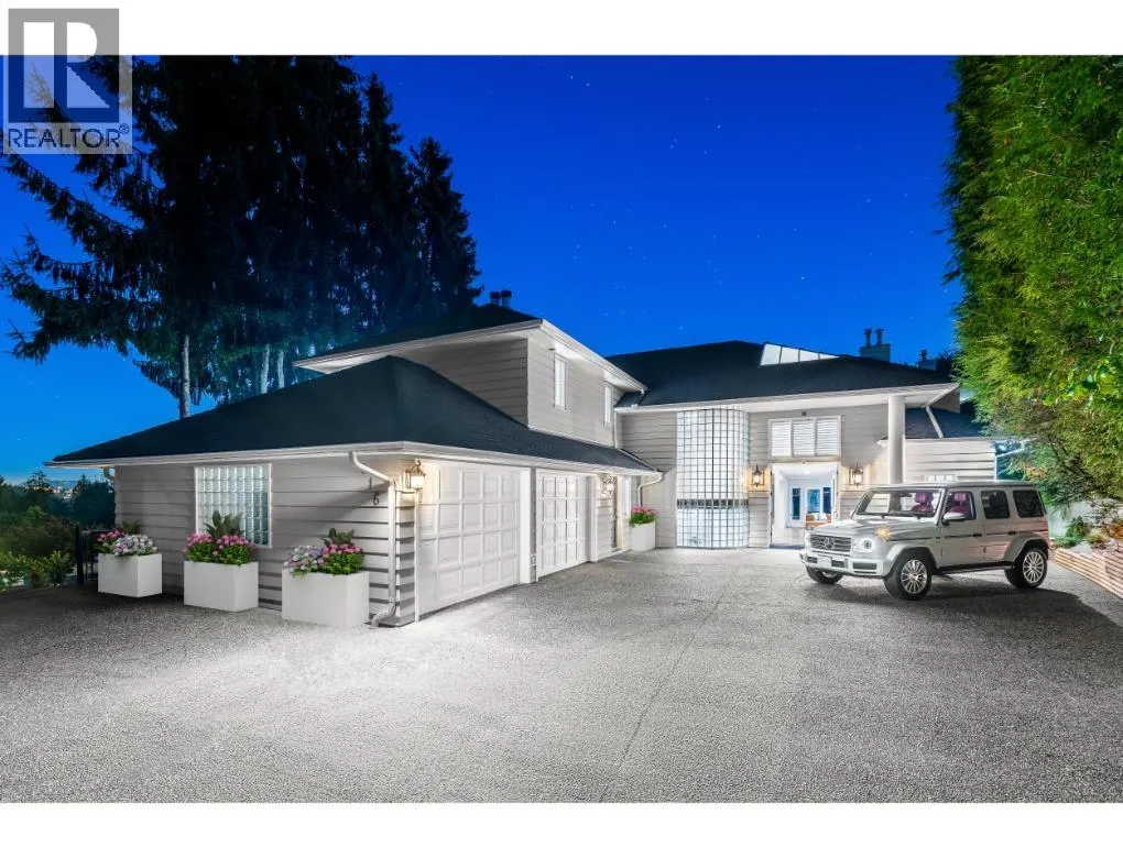 816 ANDERSON CRESCENT