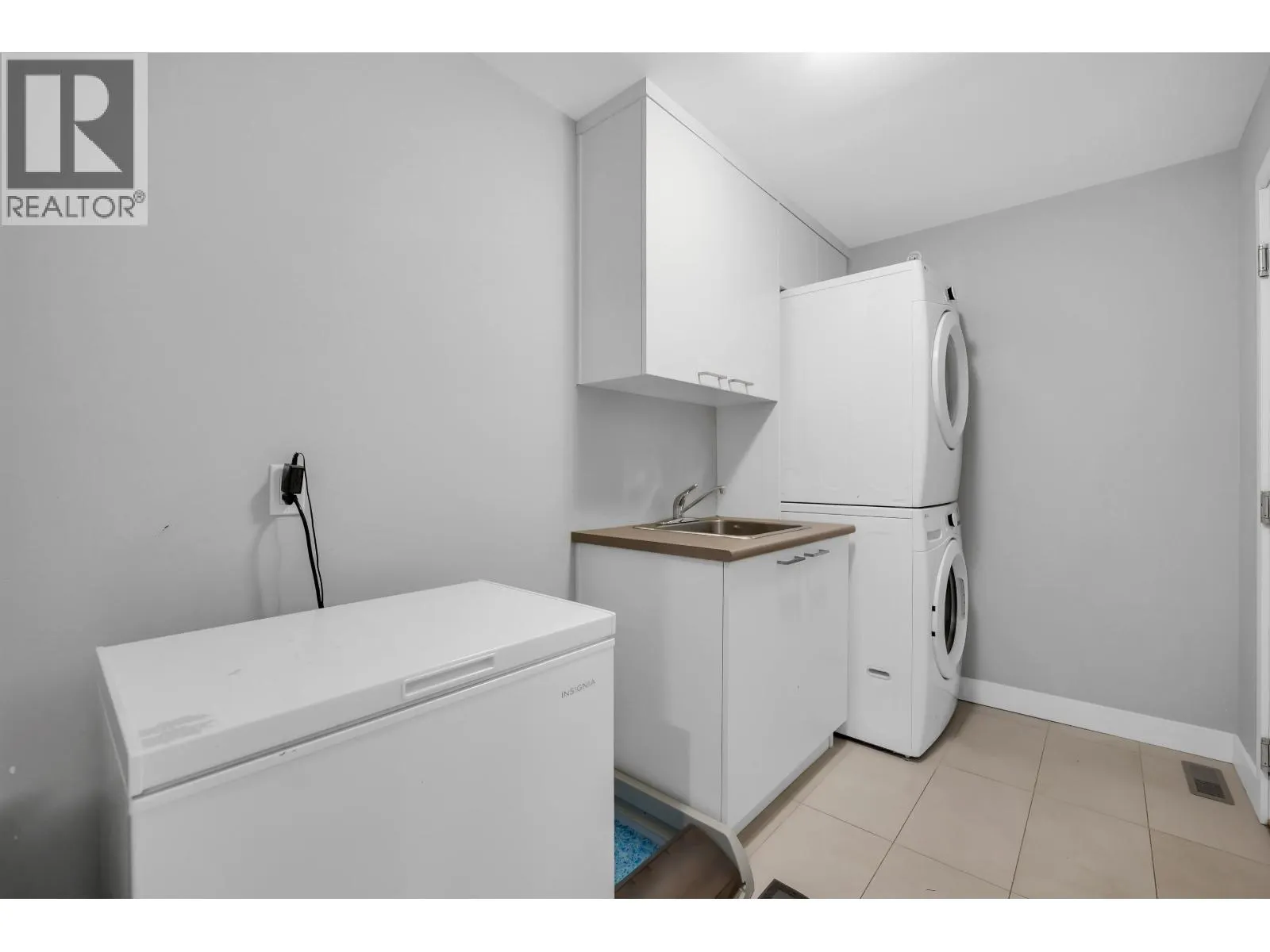39262 FALCON CRESCENT