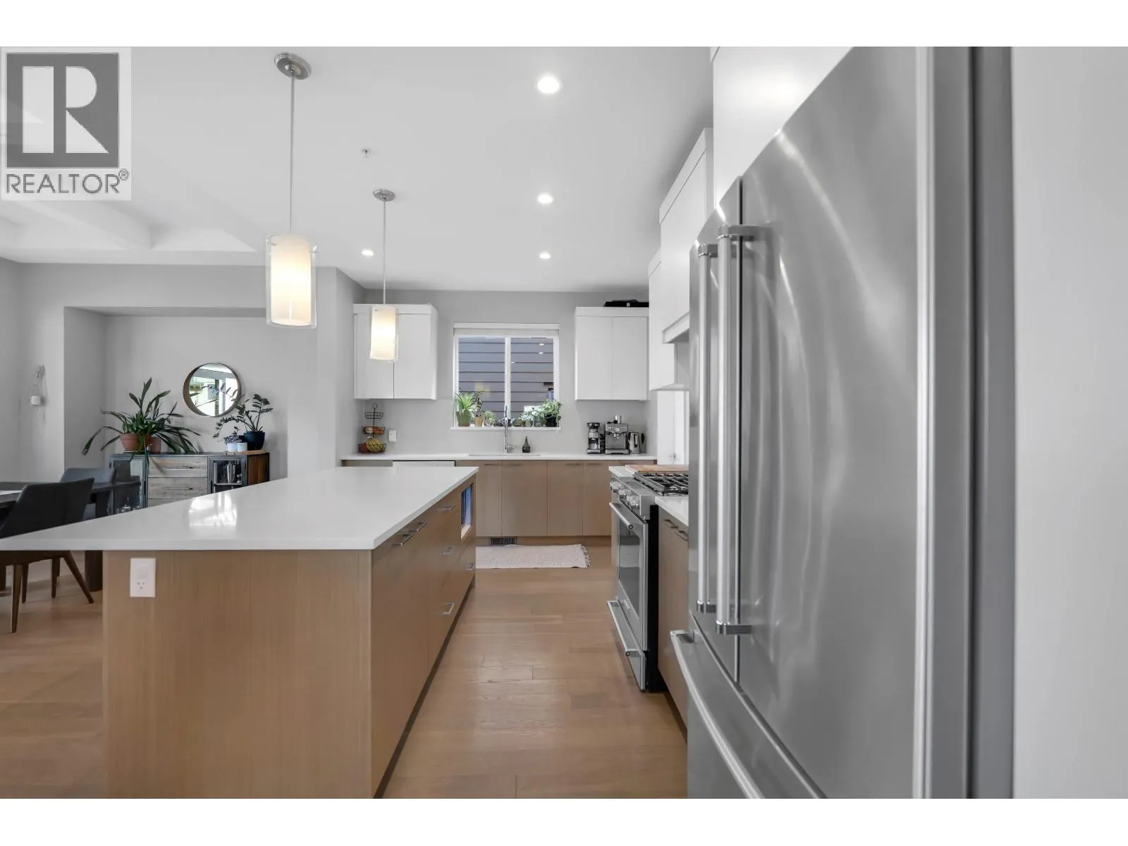 39262 FALCON CRESCENT