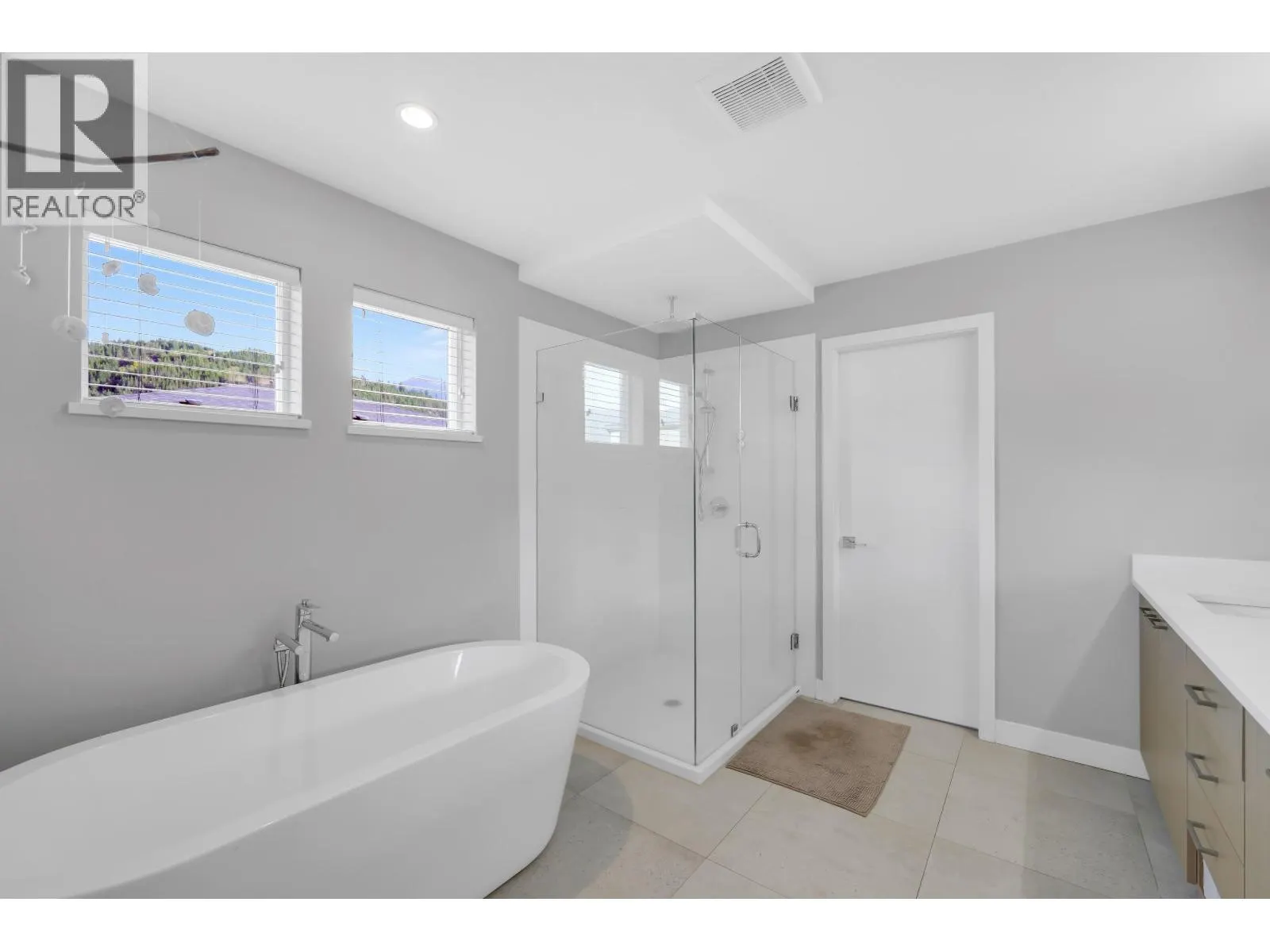 39262 FALCON CRESCENT