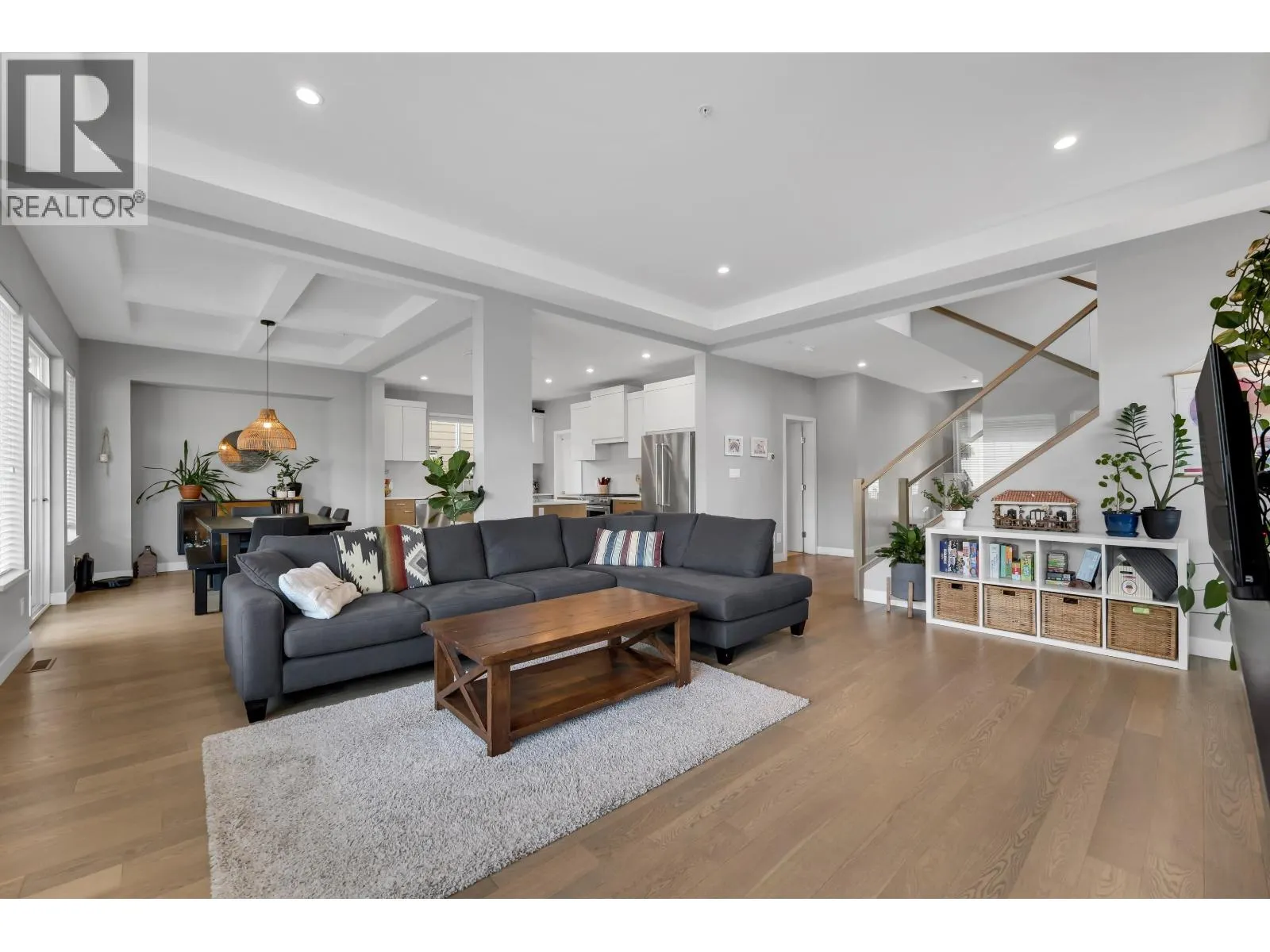 39262 FALCON CRESCENT