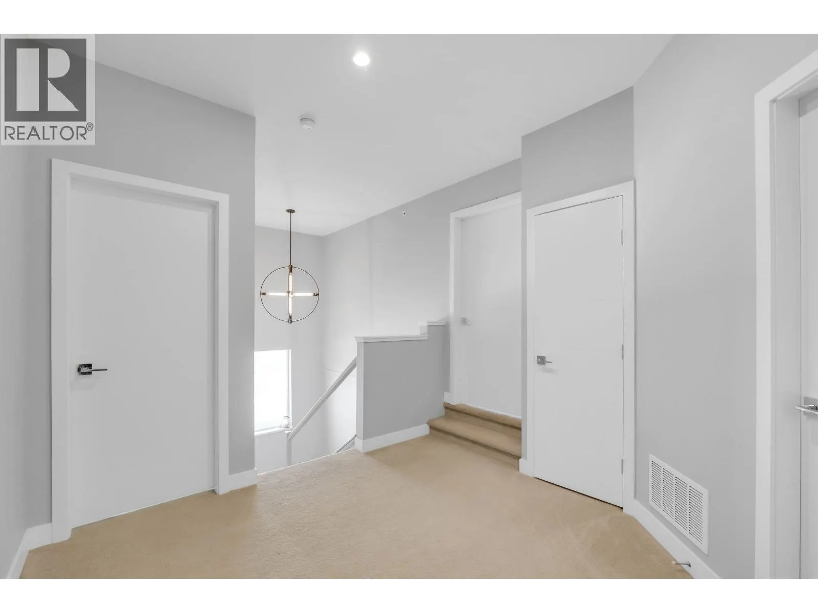 39262 FALCON CRESCENT