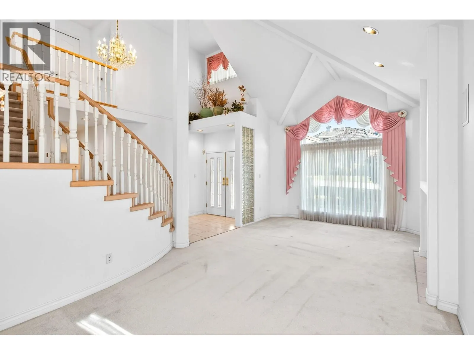 2643 FORTRESS DRIVE