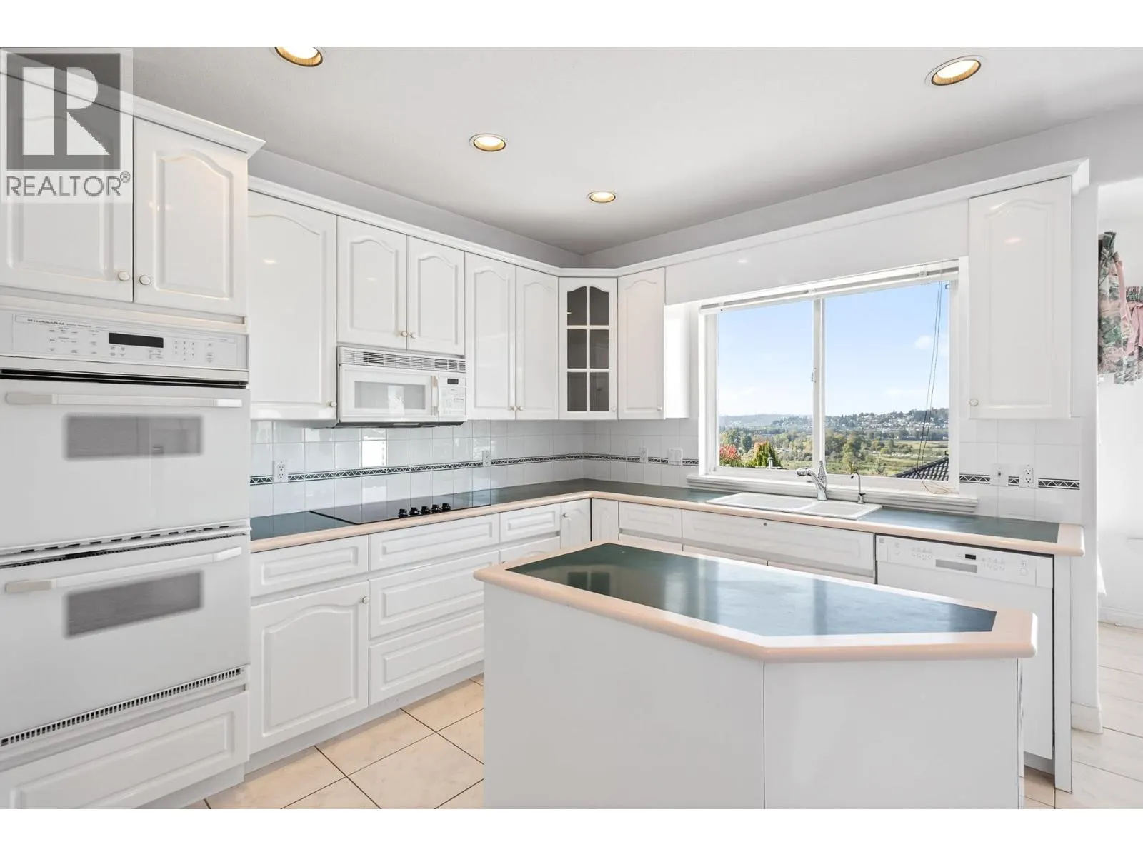 2643 FORTRESS DRIVE