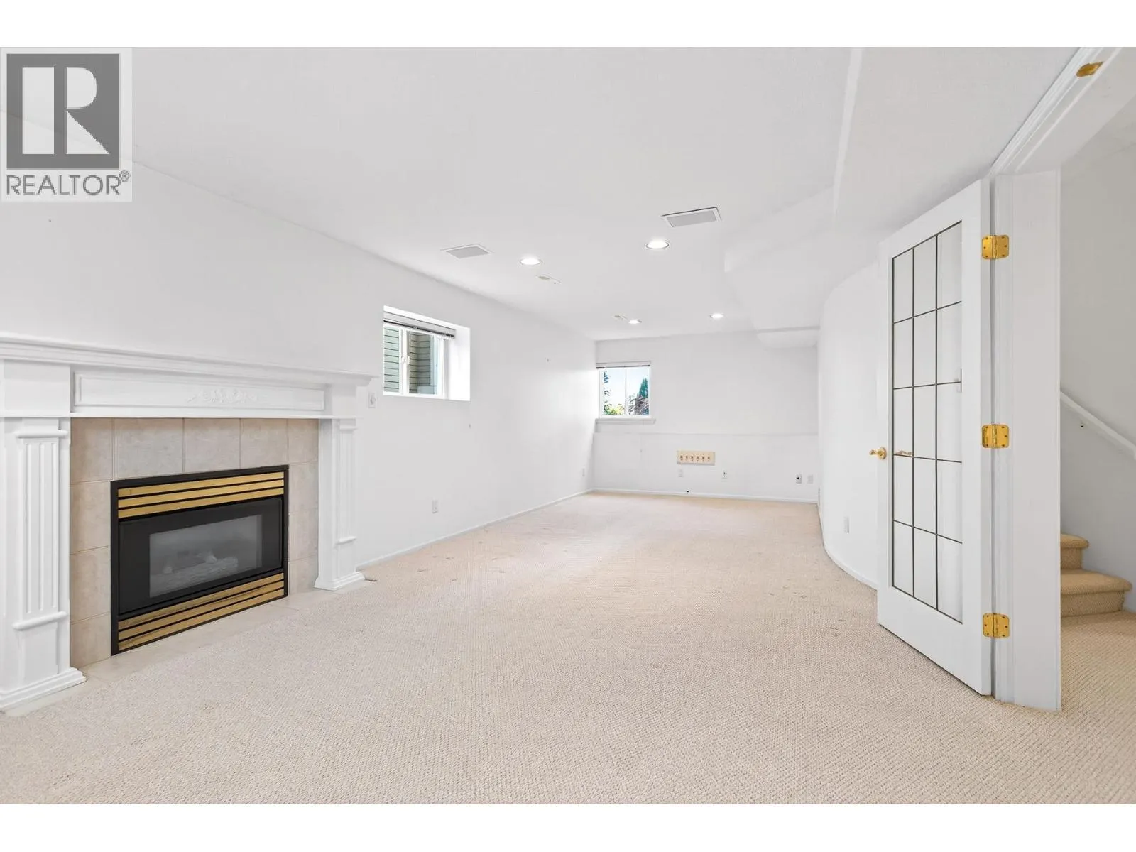 2643 FORTRESS DRIVE