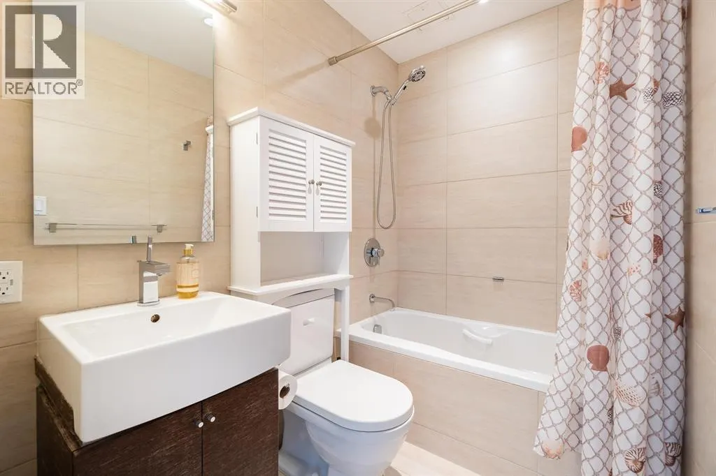 825 8080 CAMBIE ROAD