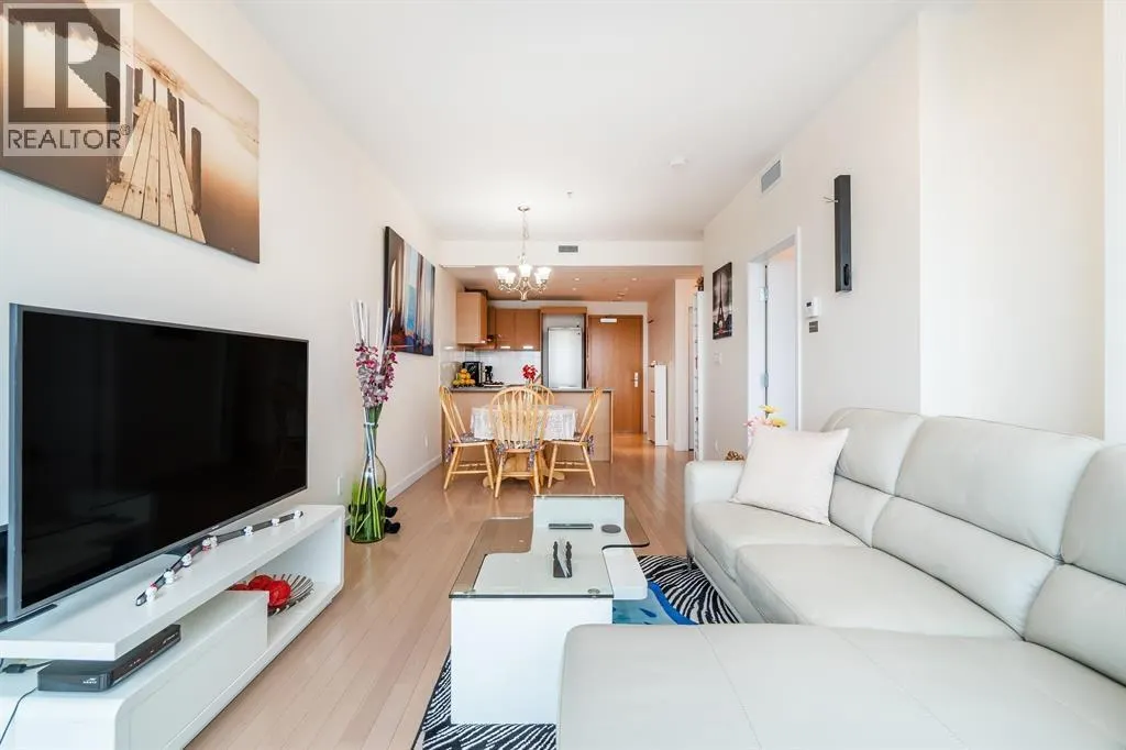 825 8080 CAMBIE ROAD