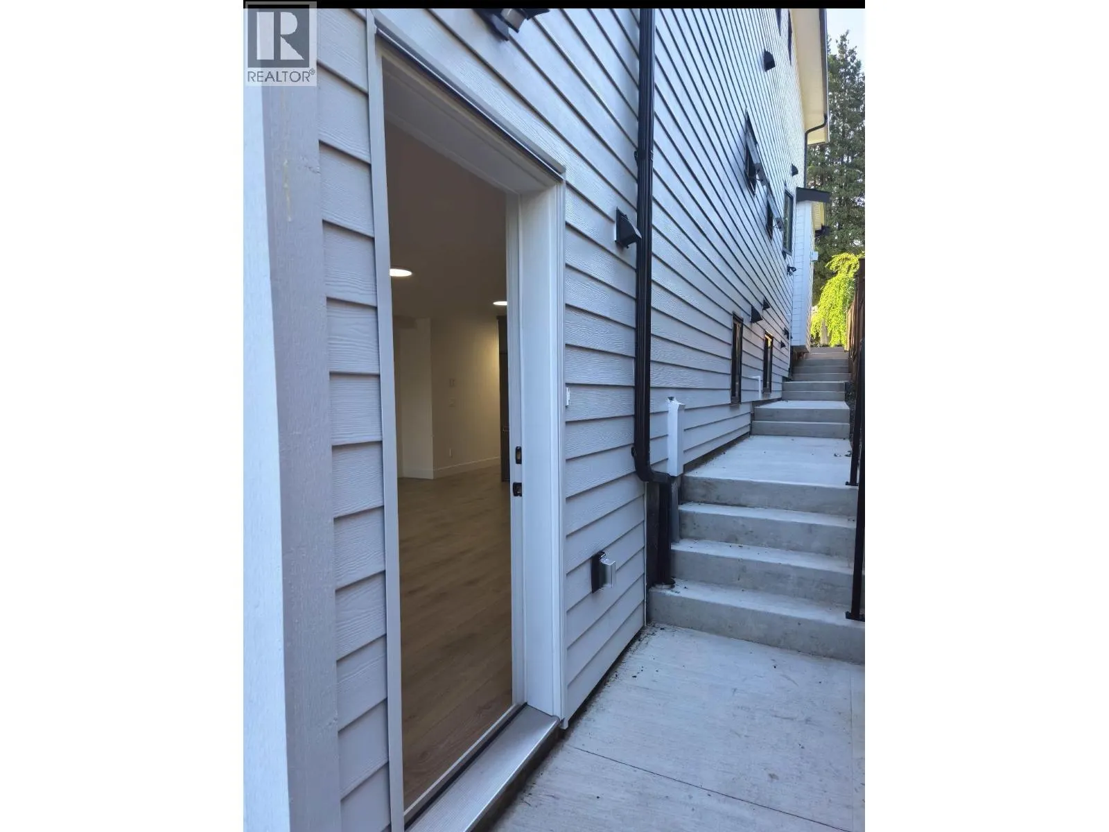 1 4955 GRAFTON STREET