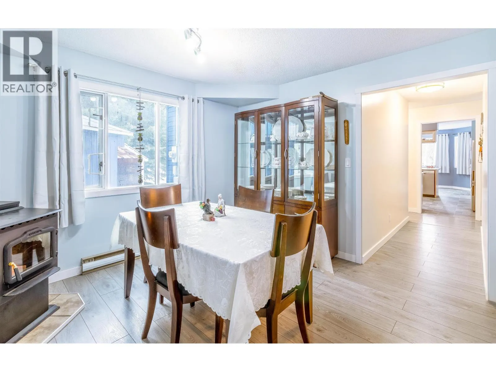 4315 RAINBOW DRIVE