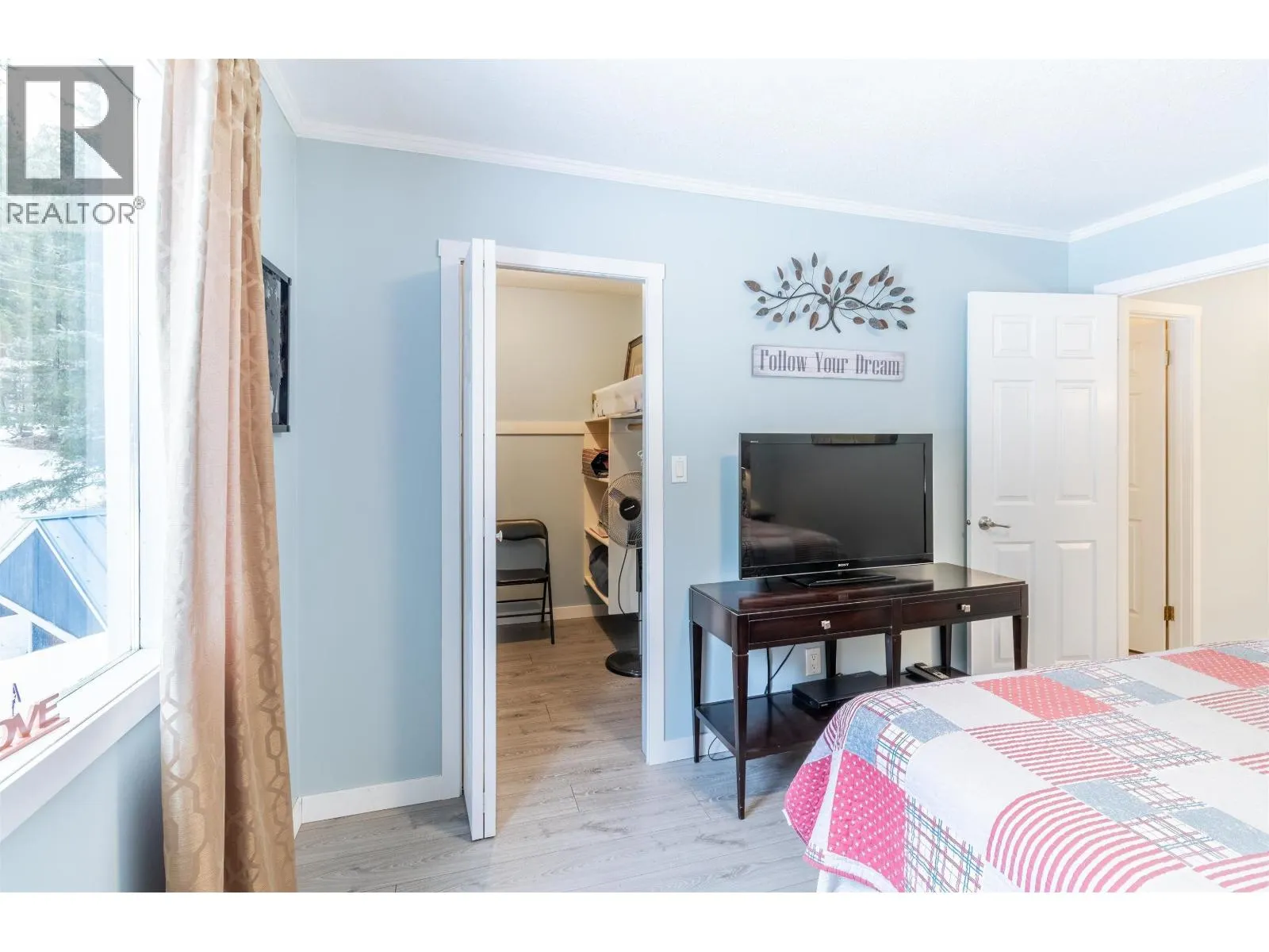 4315 RAINBOW DRIVE