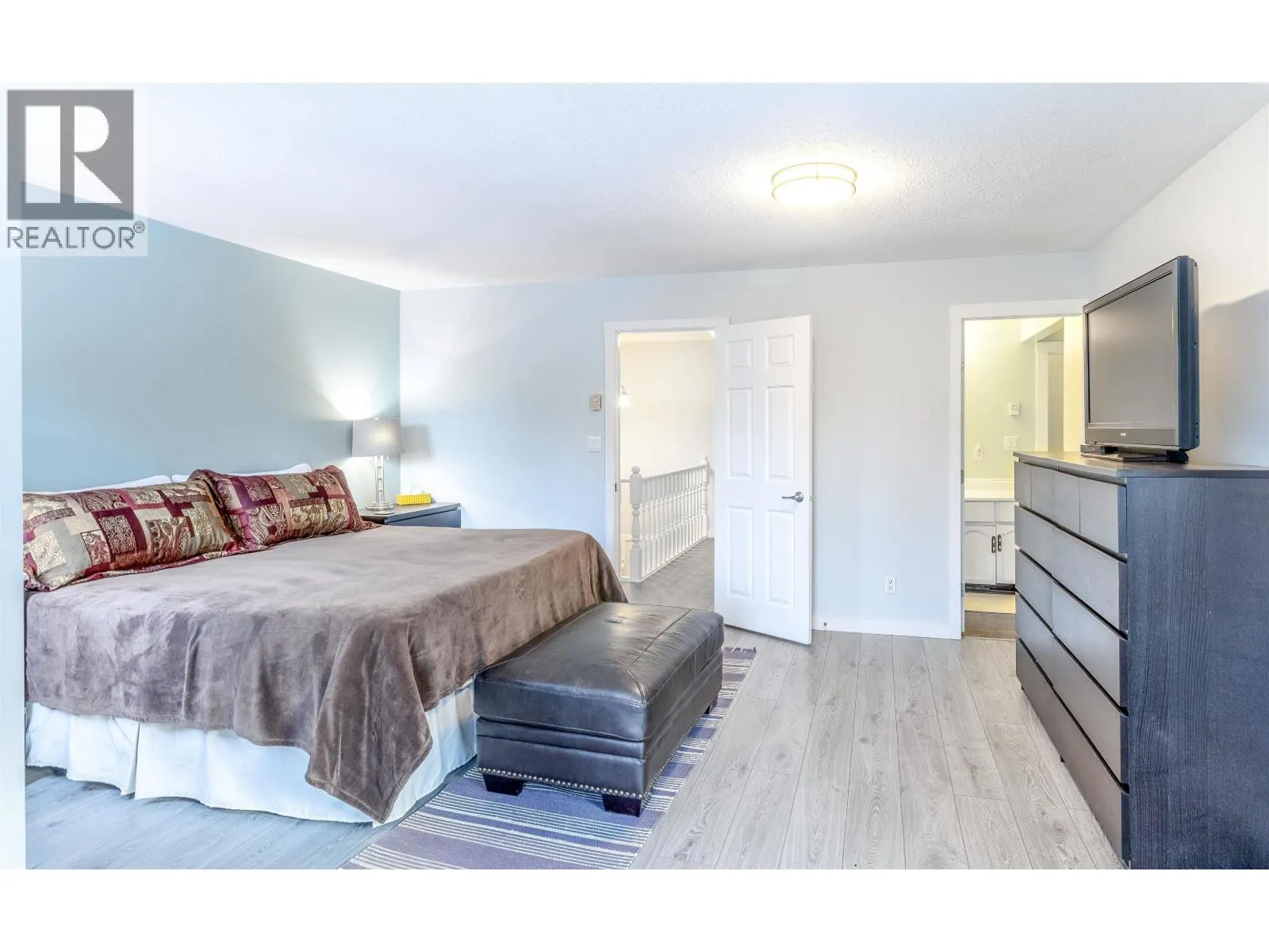 4315 RAINBOW DRIVE