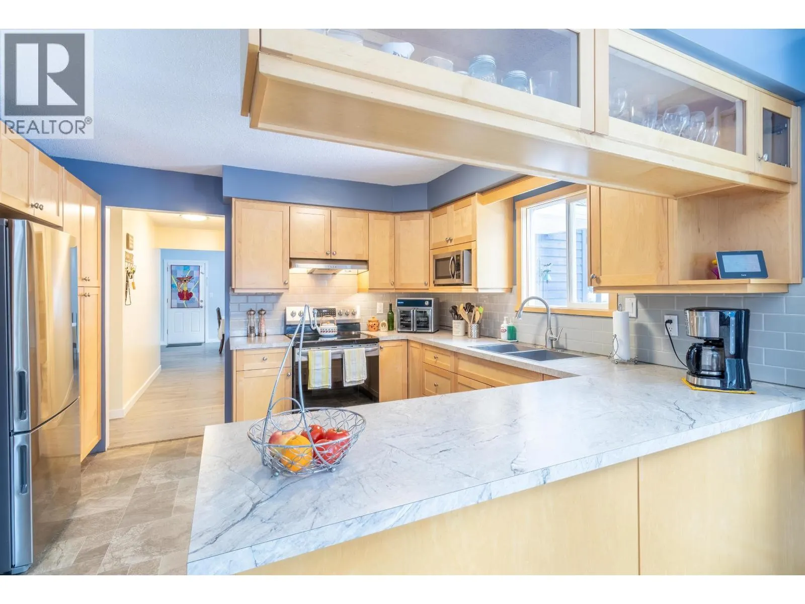 4315 RAINBOW DRIVE