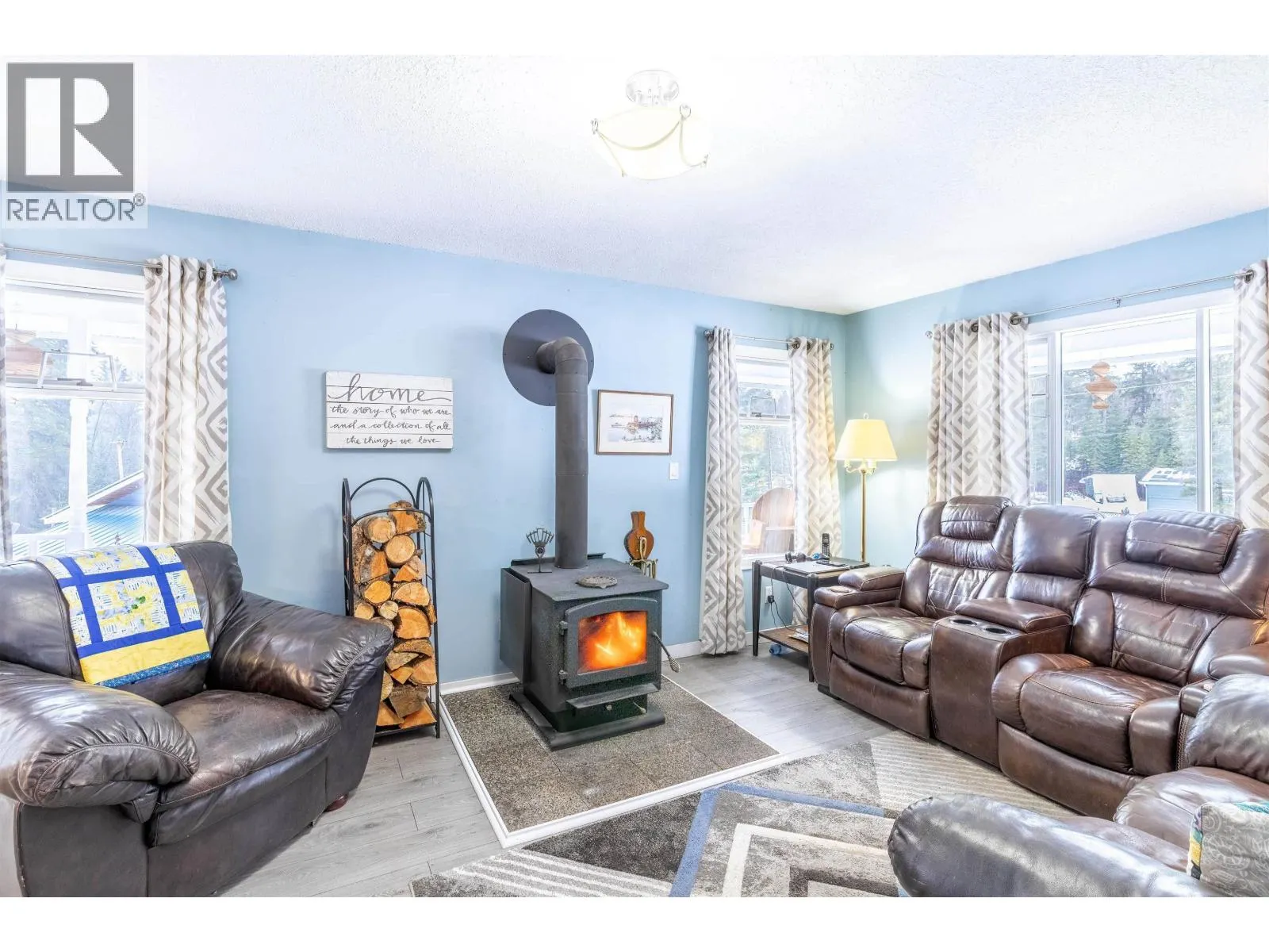 4315 RAINBOW DRIVE
