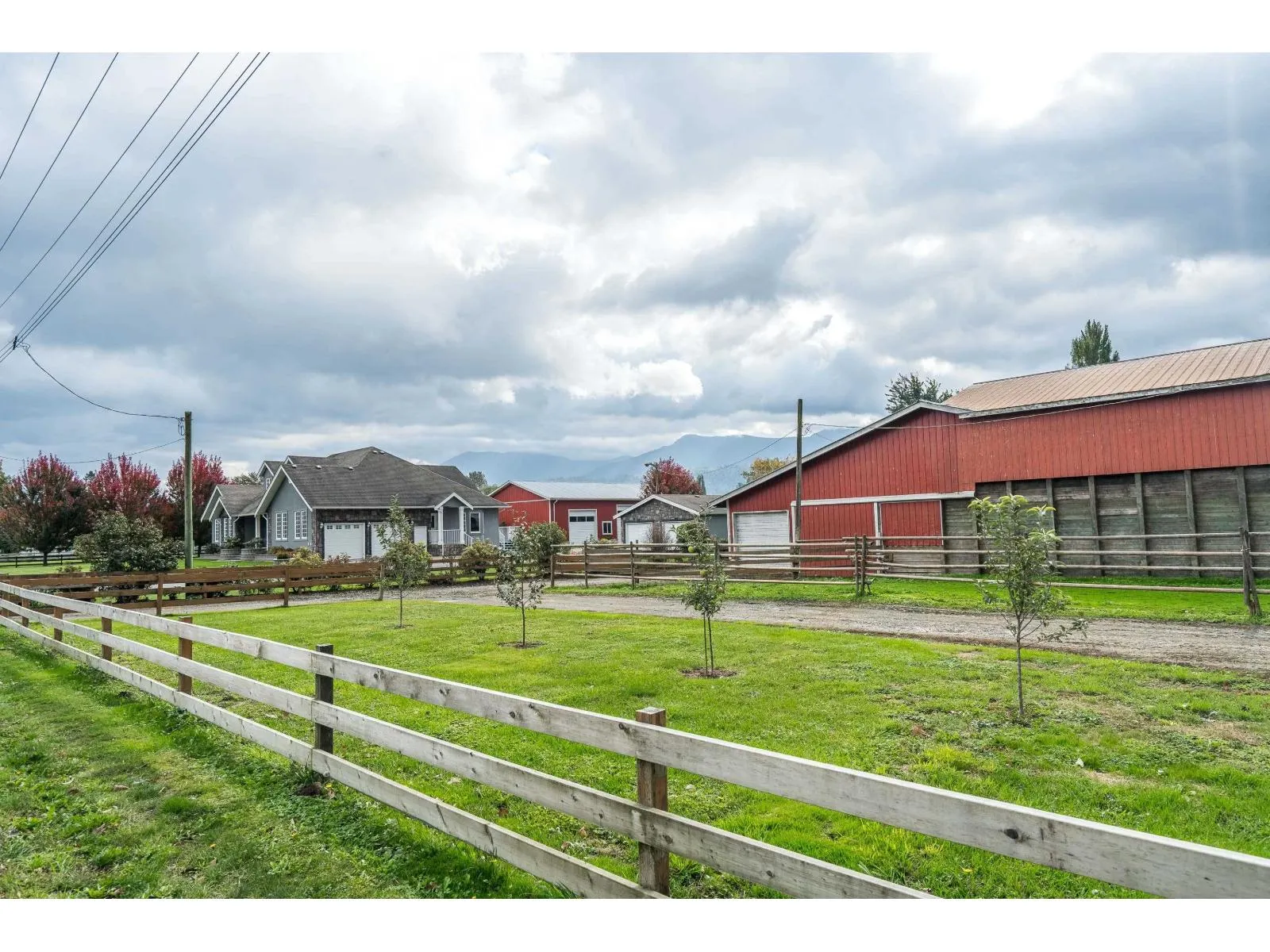 42872 SOUTH SUMAS ROAD|Greendale
