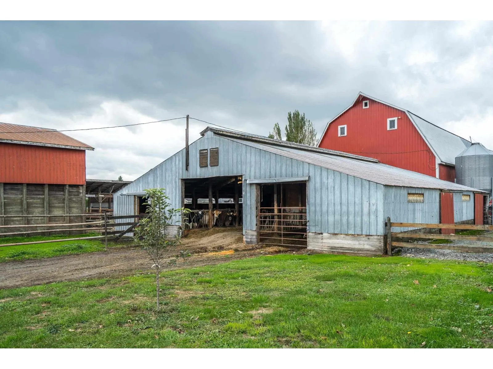 42872 SOUTH SUMAS ROAD|Greendale