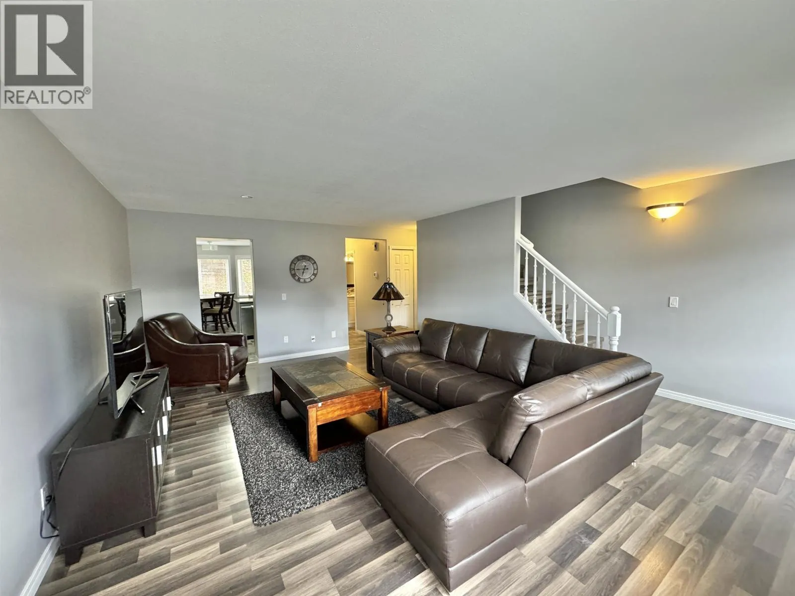 15 350 PEARKES DRIVE