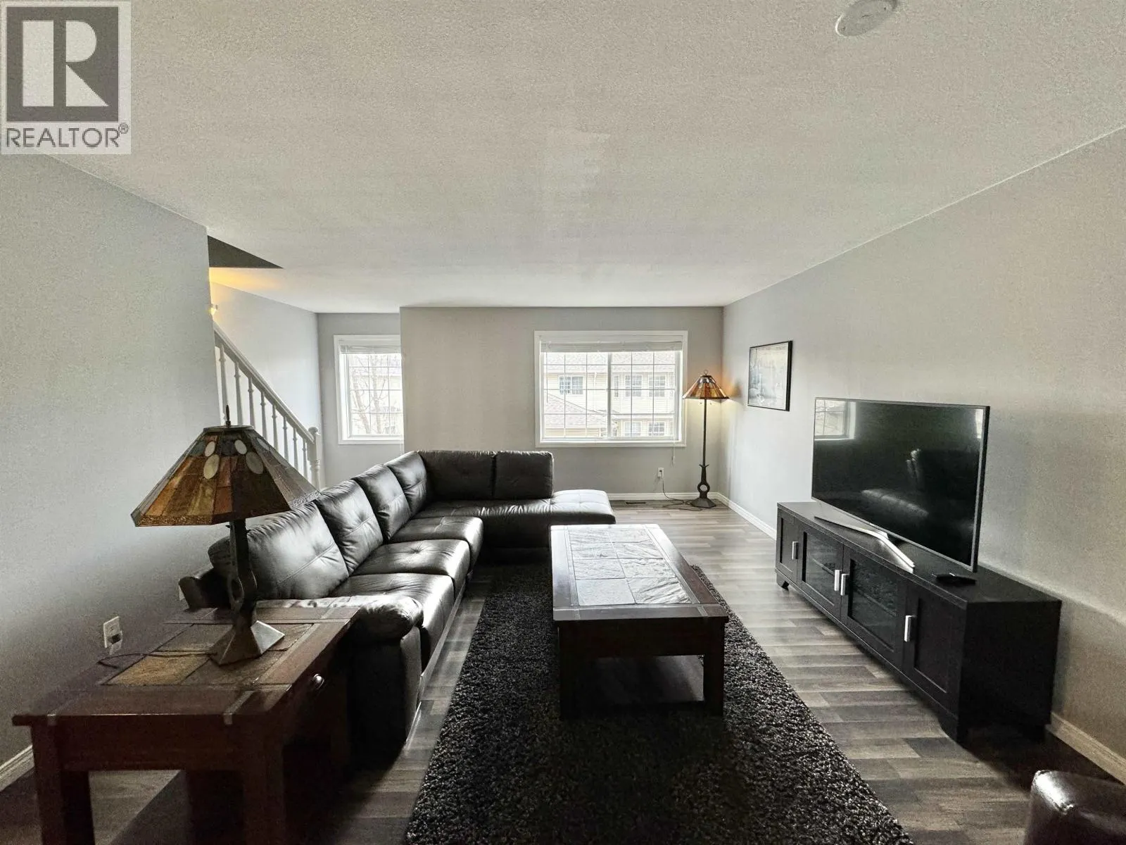 15 350 PEARKES DRIVE