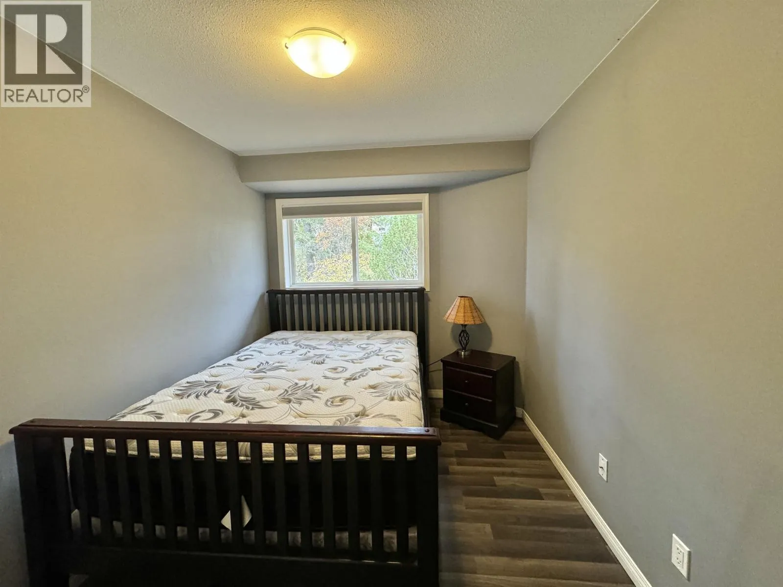 15 350 PEARKES DRIVE