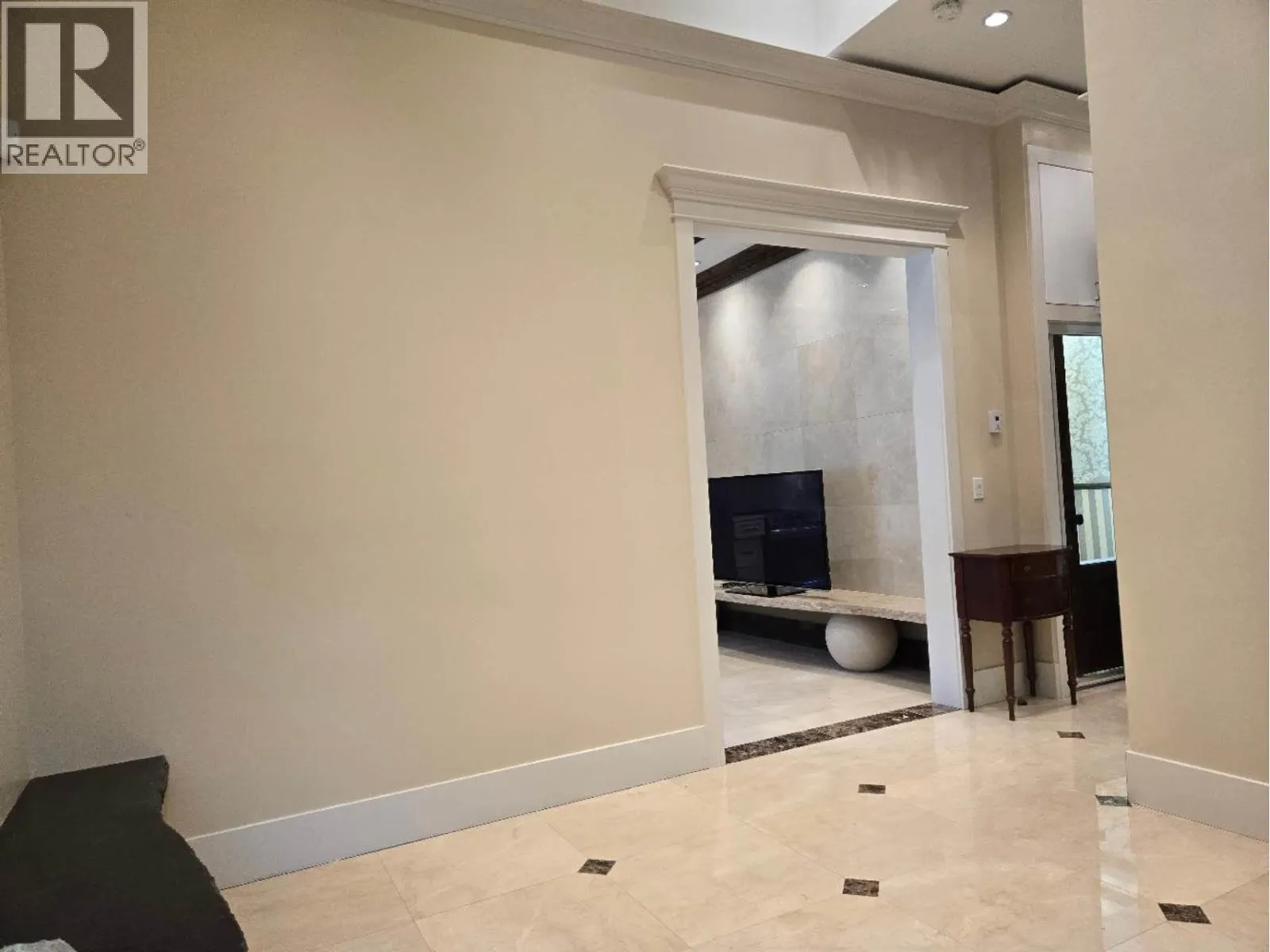 Ground Floor-34XX LAMOND AVENUE