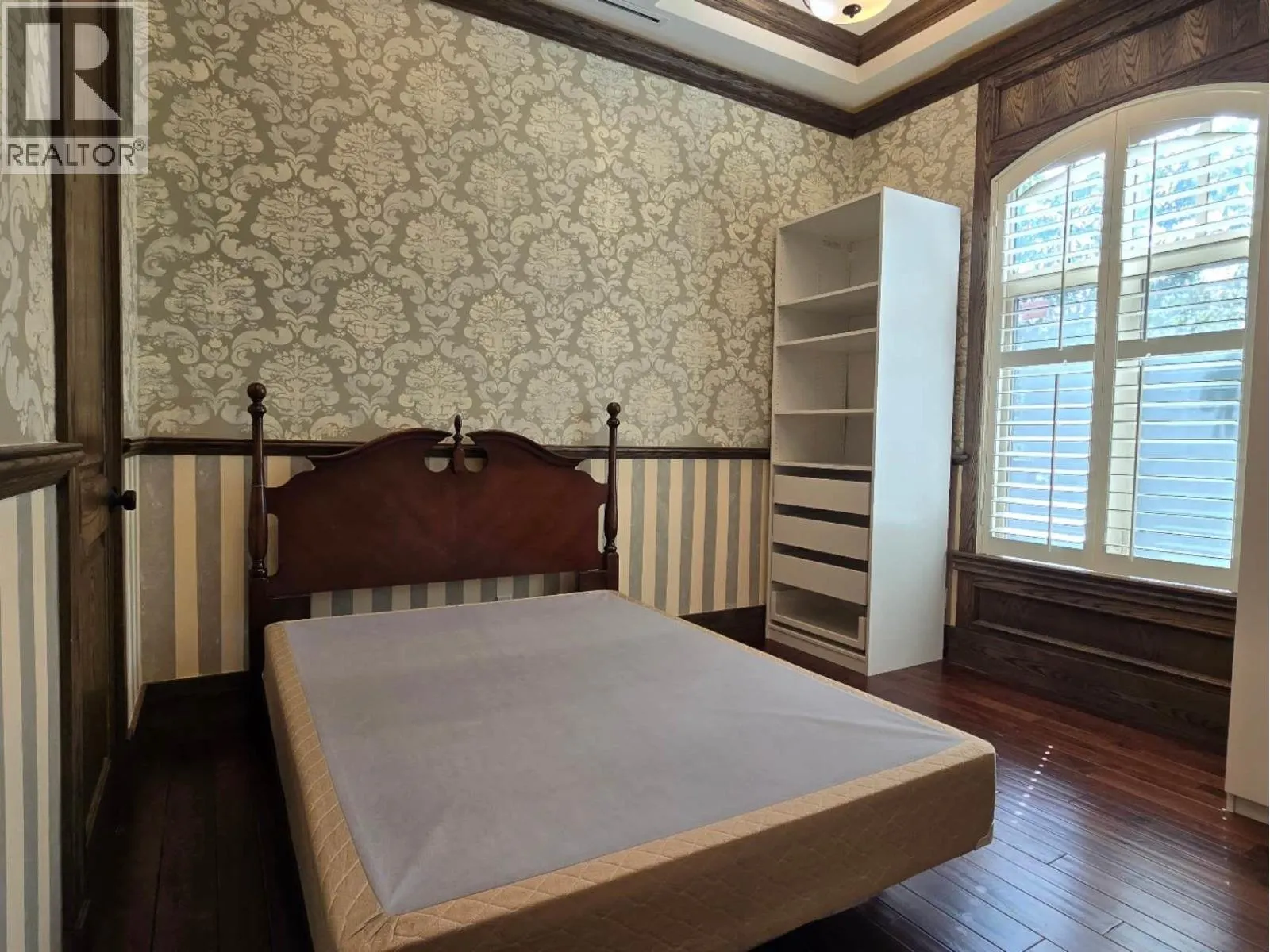 Ground Floor-34XX LAMOND AVENUE