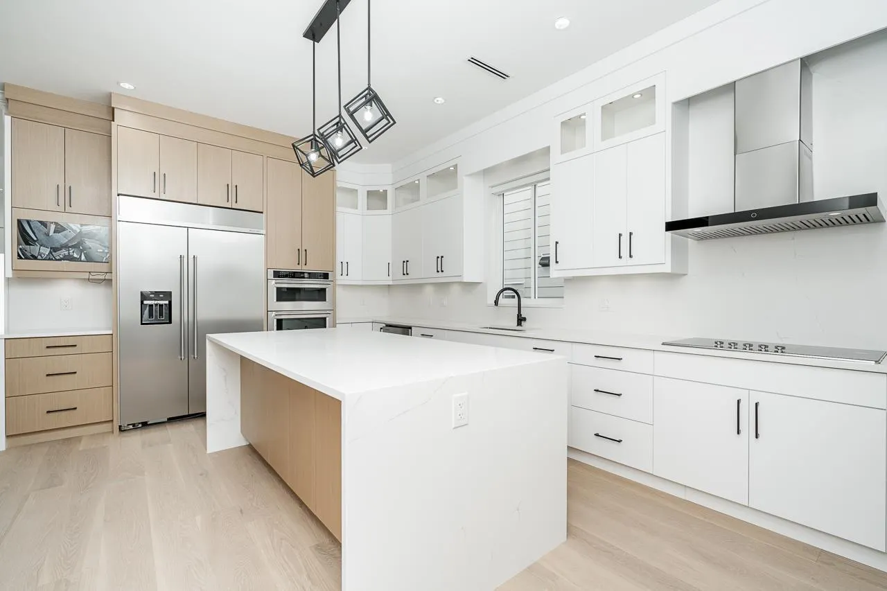 Main Floor-19XX 168TH STREET