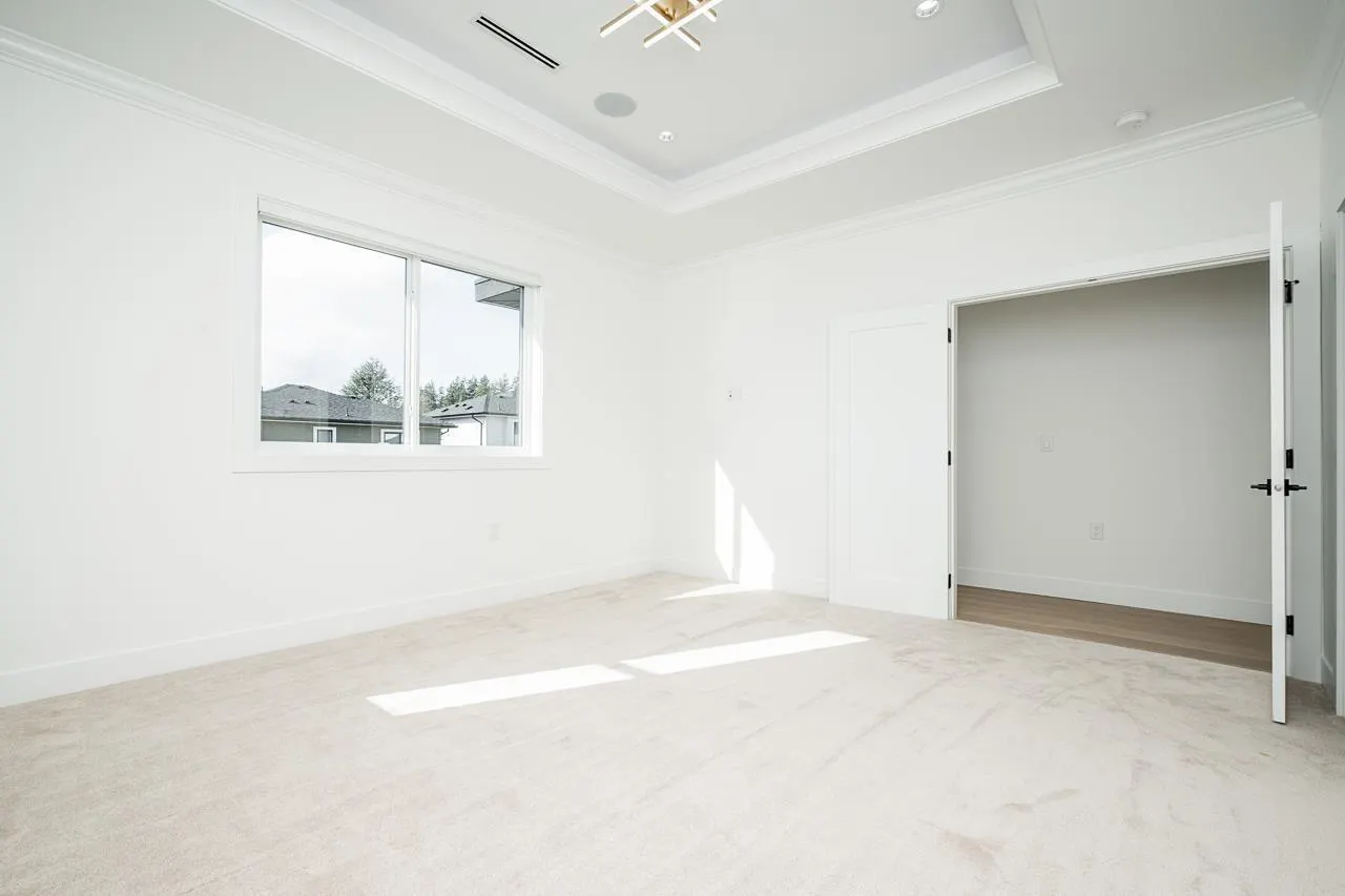 Main Floor-19XX 168TH STREET